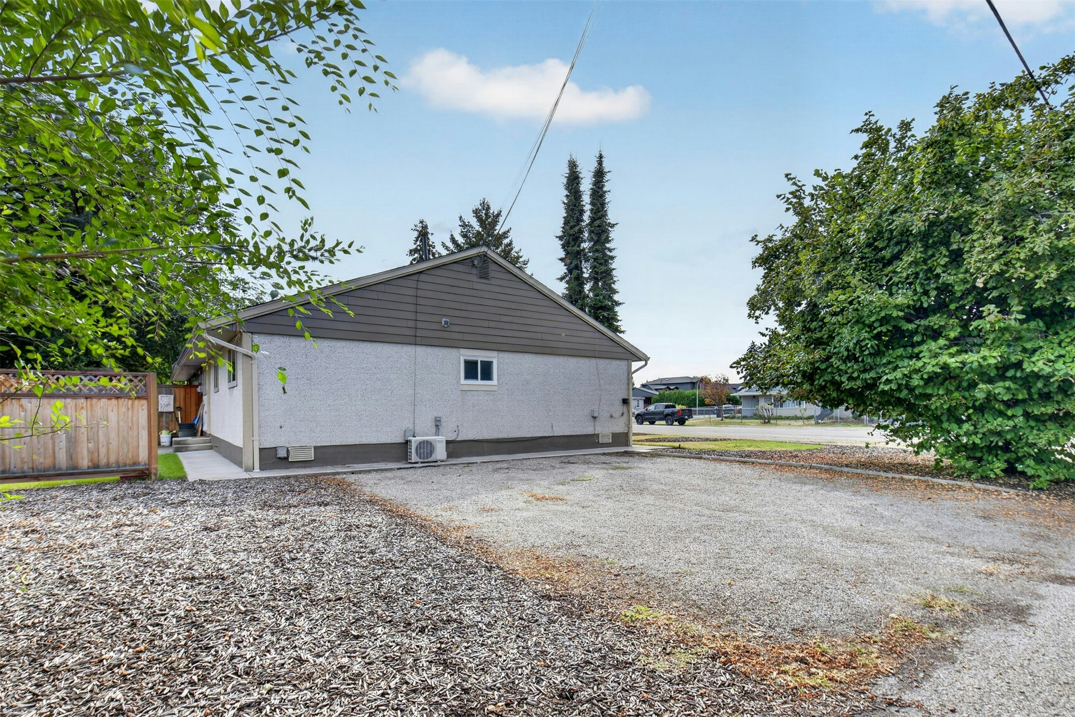 731/741 Kingsway, Kelowna, BC, V1Y 2C1 - 20