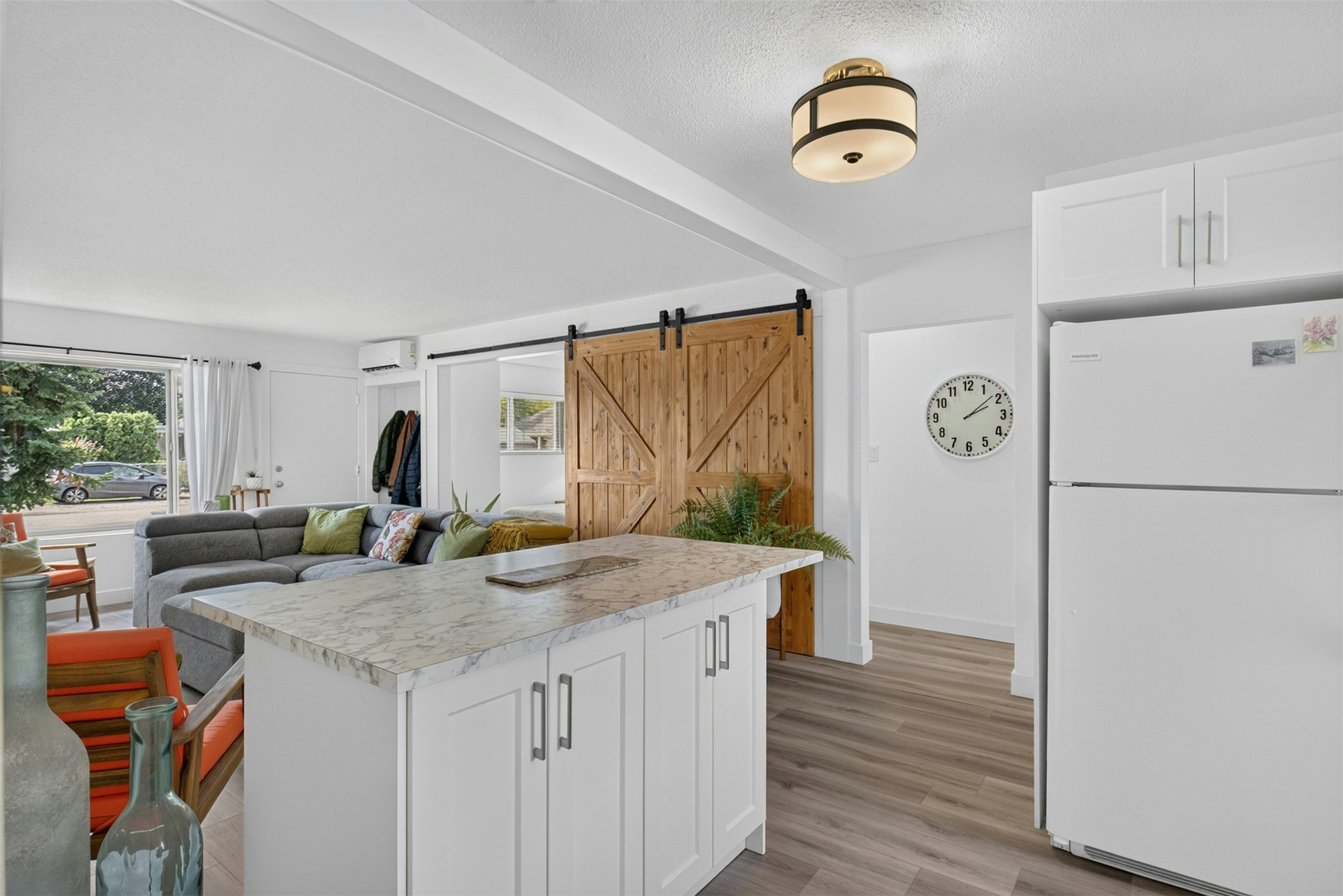 731/741 Kingsway, Kelowna, BC, V1Y 2C1 - 8