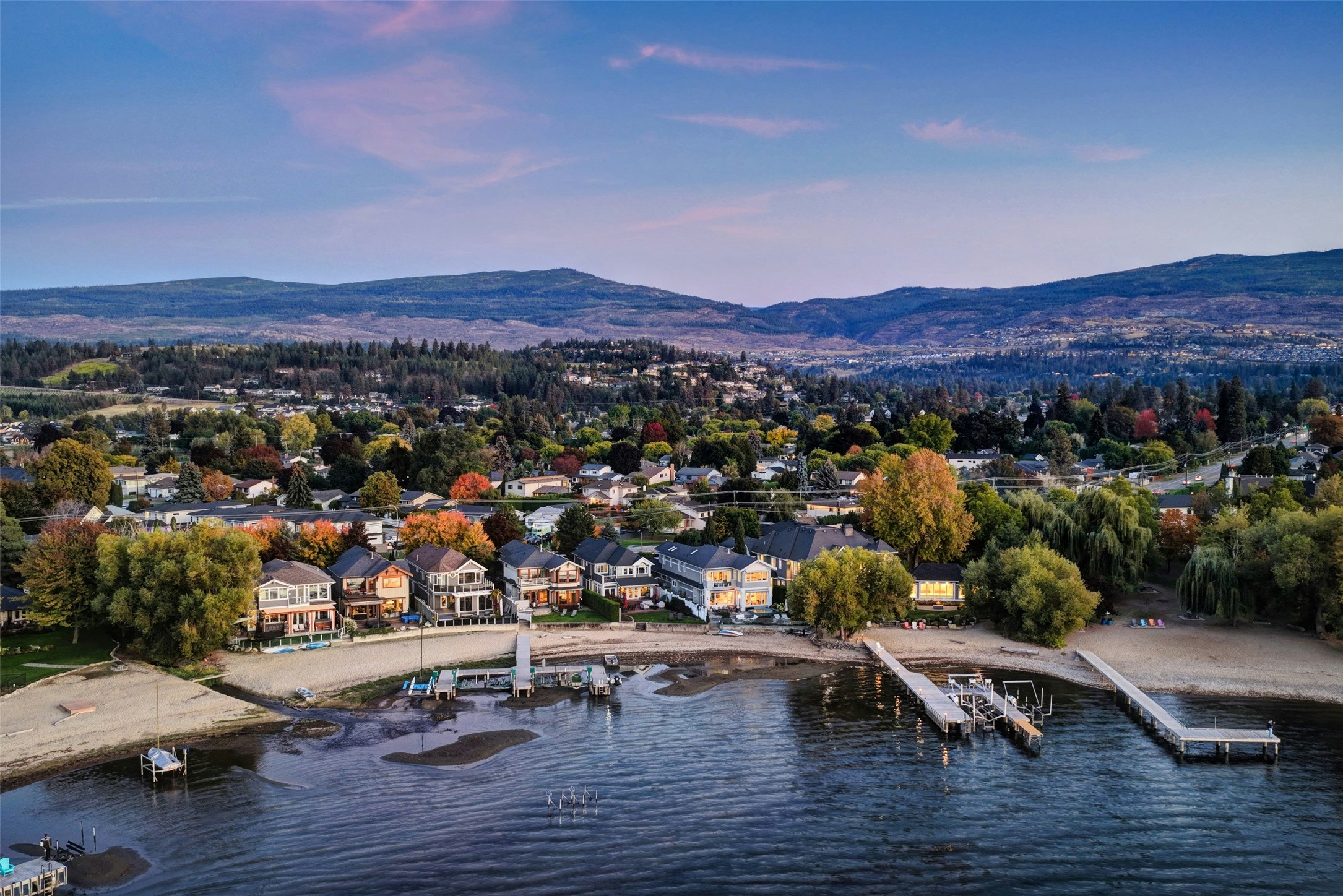 6-4190 Lakeshore Road, Kelowna, BC, V1W 1V9 - 3
