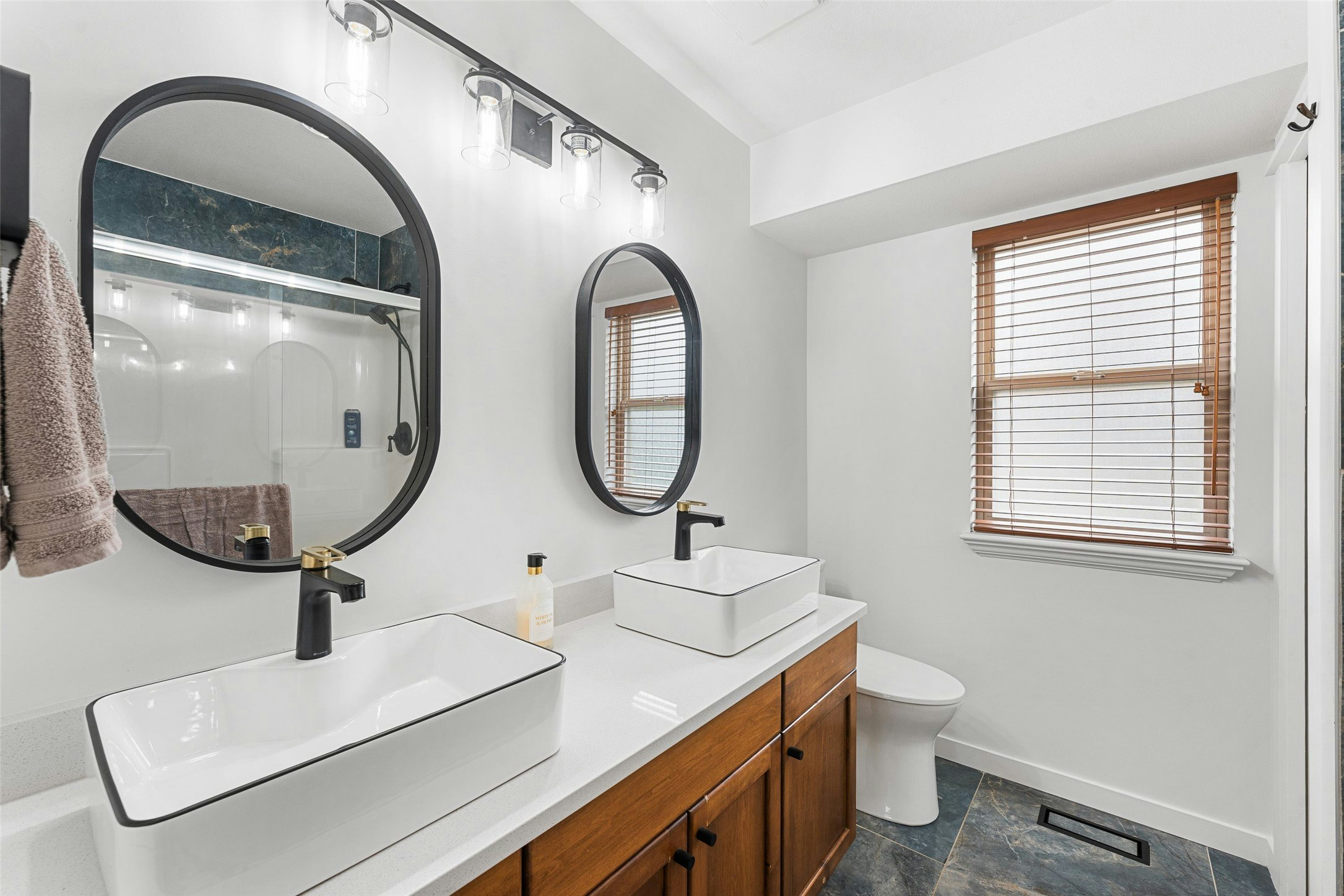 2488 Ironridge Road, West Kelowna, BC, V4T 2Y4 - 24