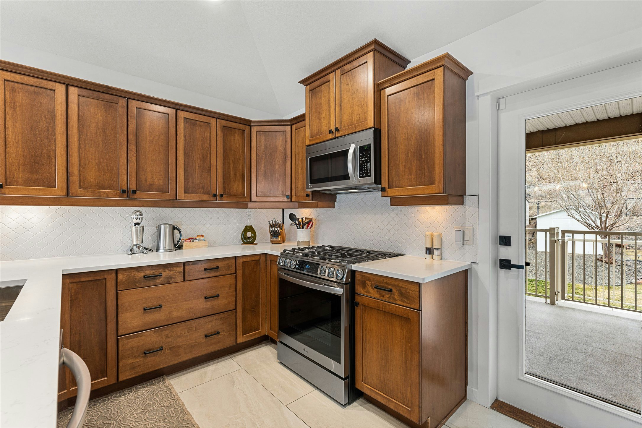 2488 Ironridge Road, West Kelowna, BC, V4T 2Y4 - 11