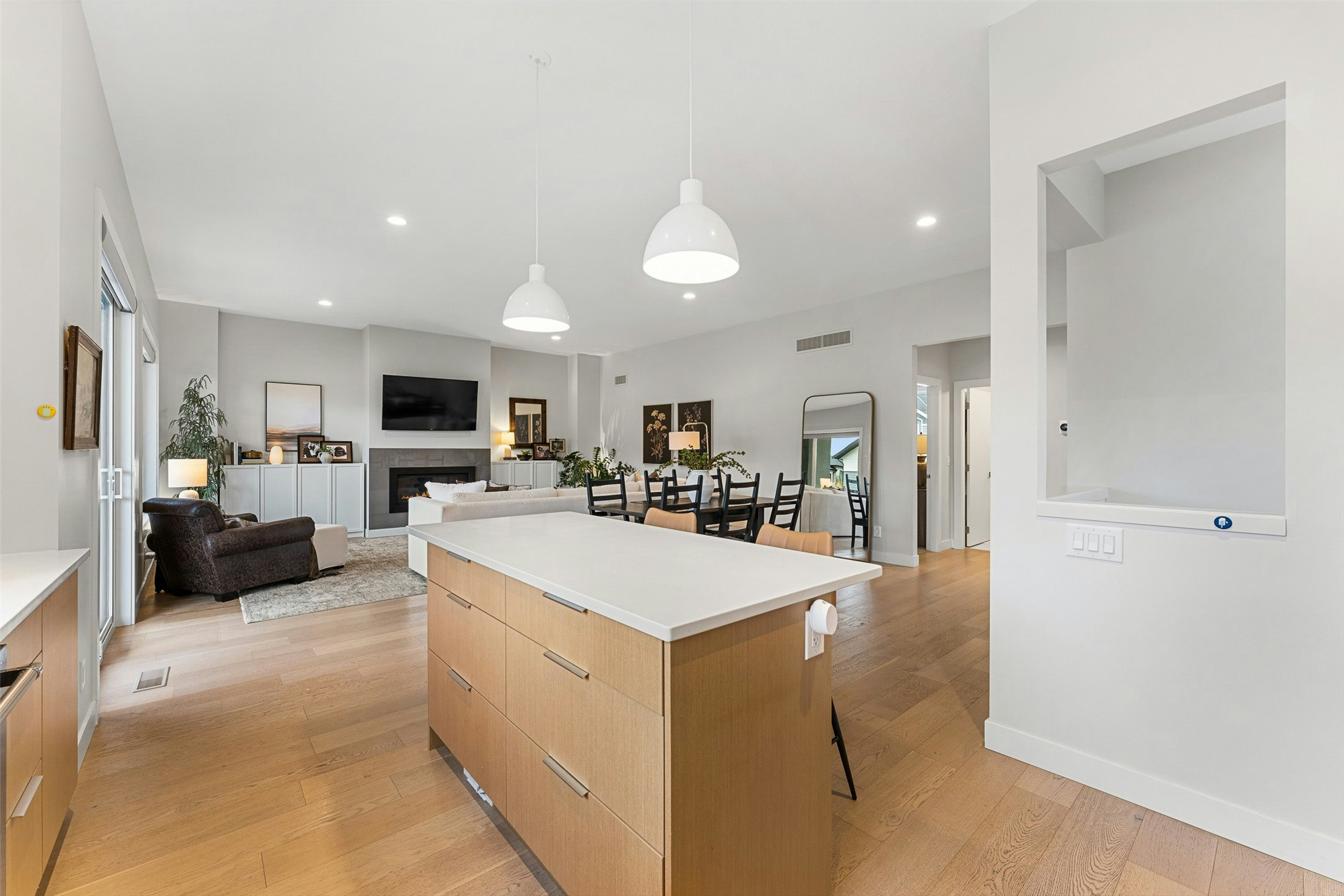 1341 Rocky Point, Kelowna, BC, V1V 0B5 - 9