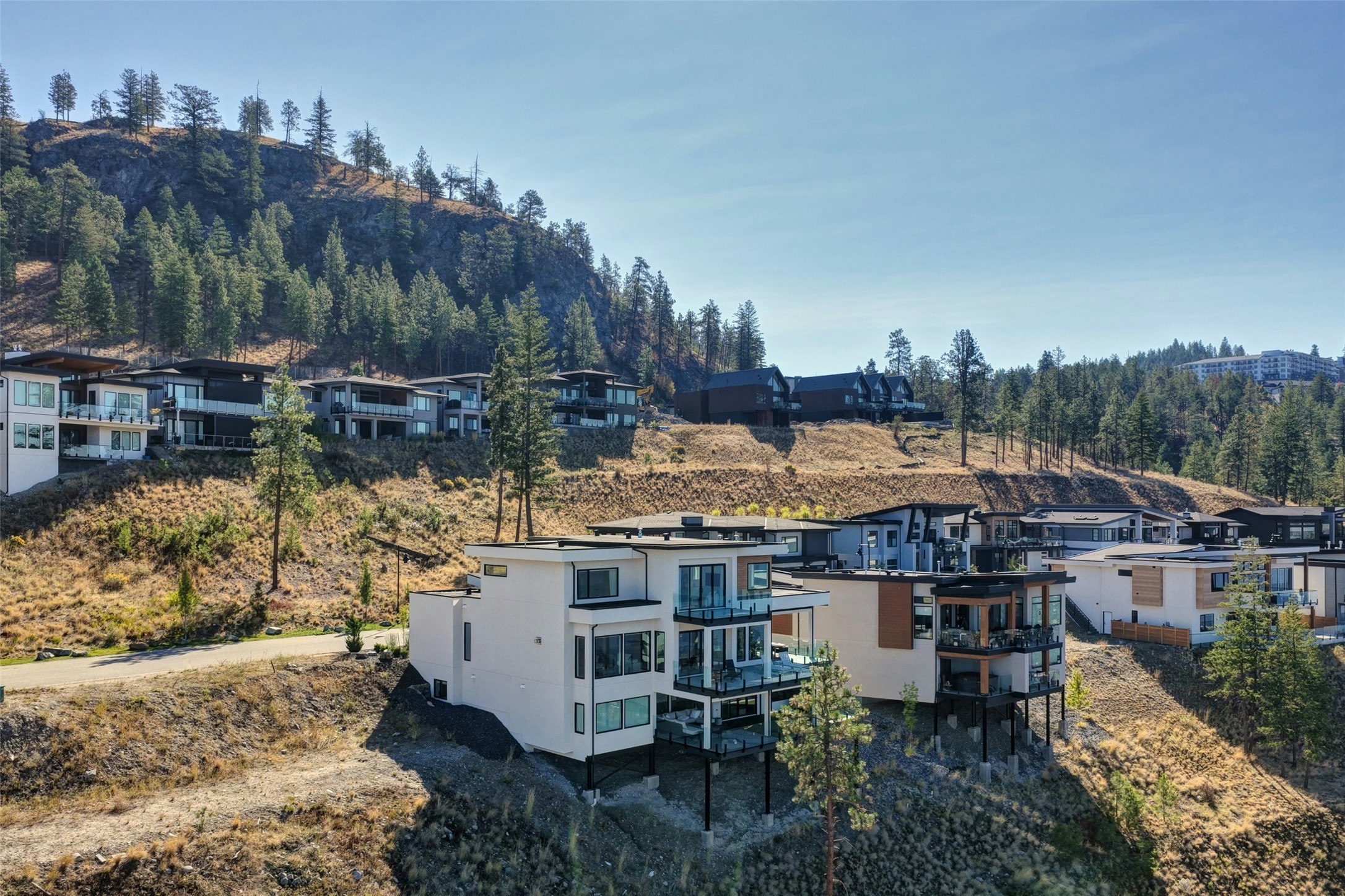 3588 Sagehill Court, Kelowna, BC, V1V 3G2 - 4