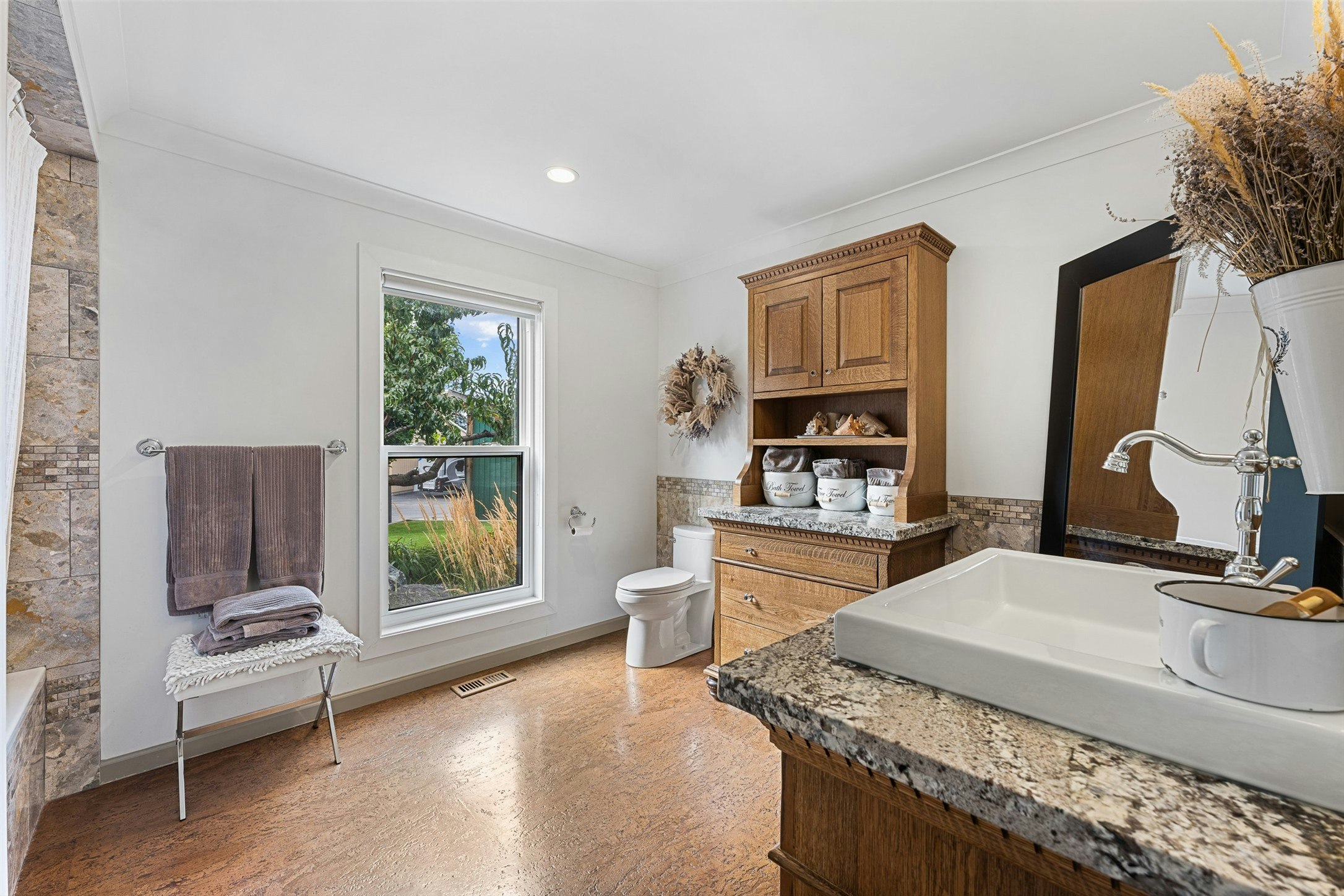 5350 Todd Road, Lake Country, BC, V4V 2C8 - 50