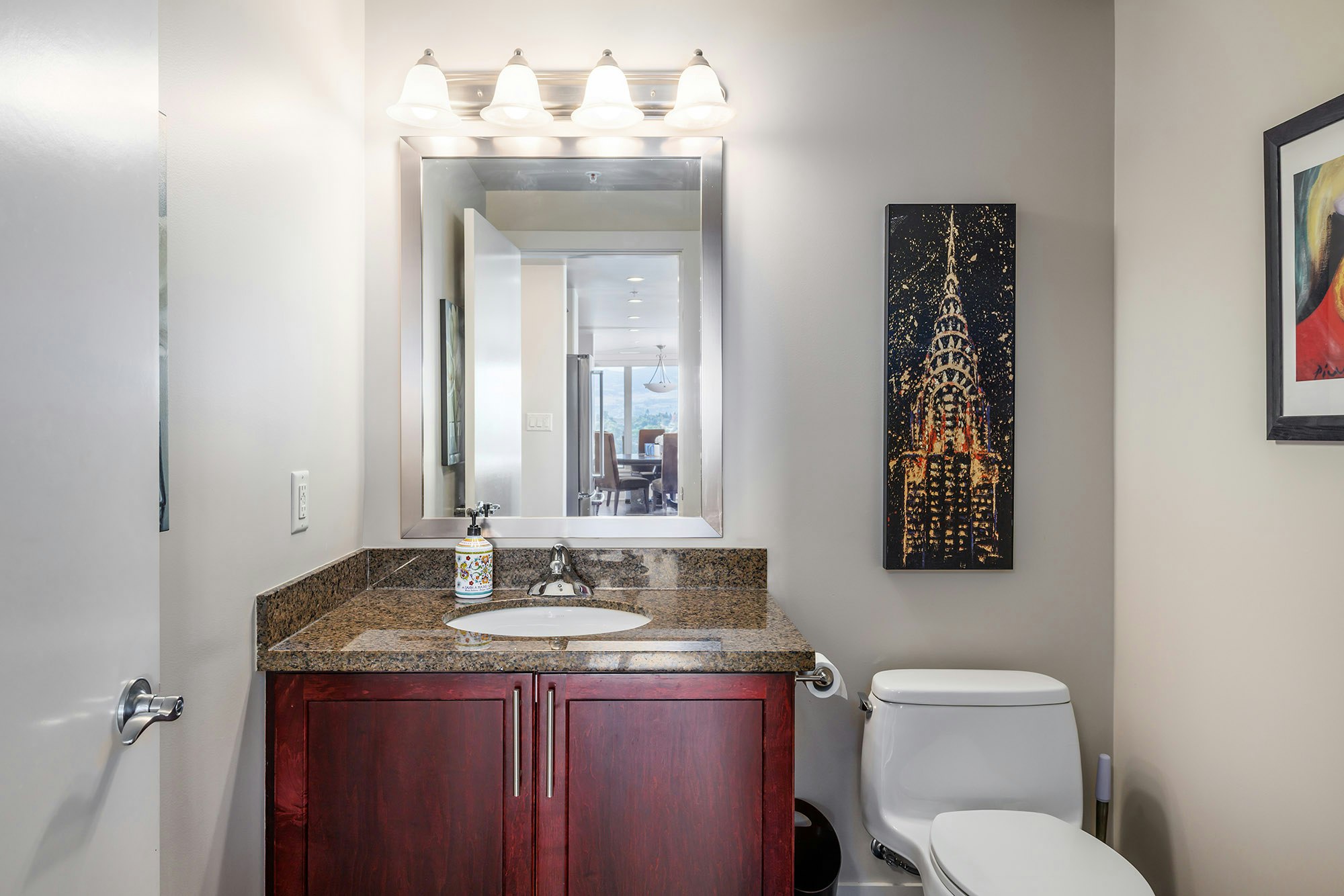 1101-1160 Bernard Avenue, Kelowna, BC, V1Y 6R2 - 31