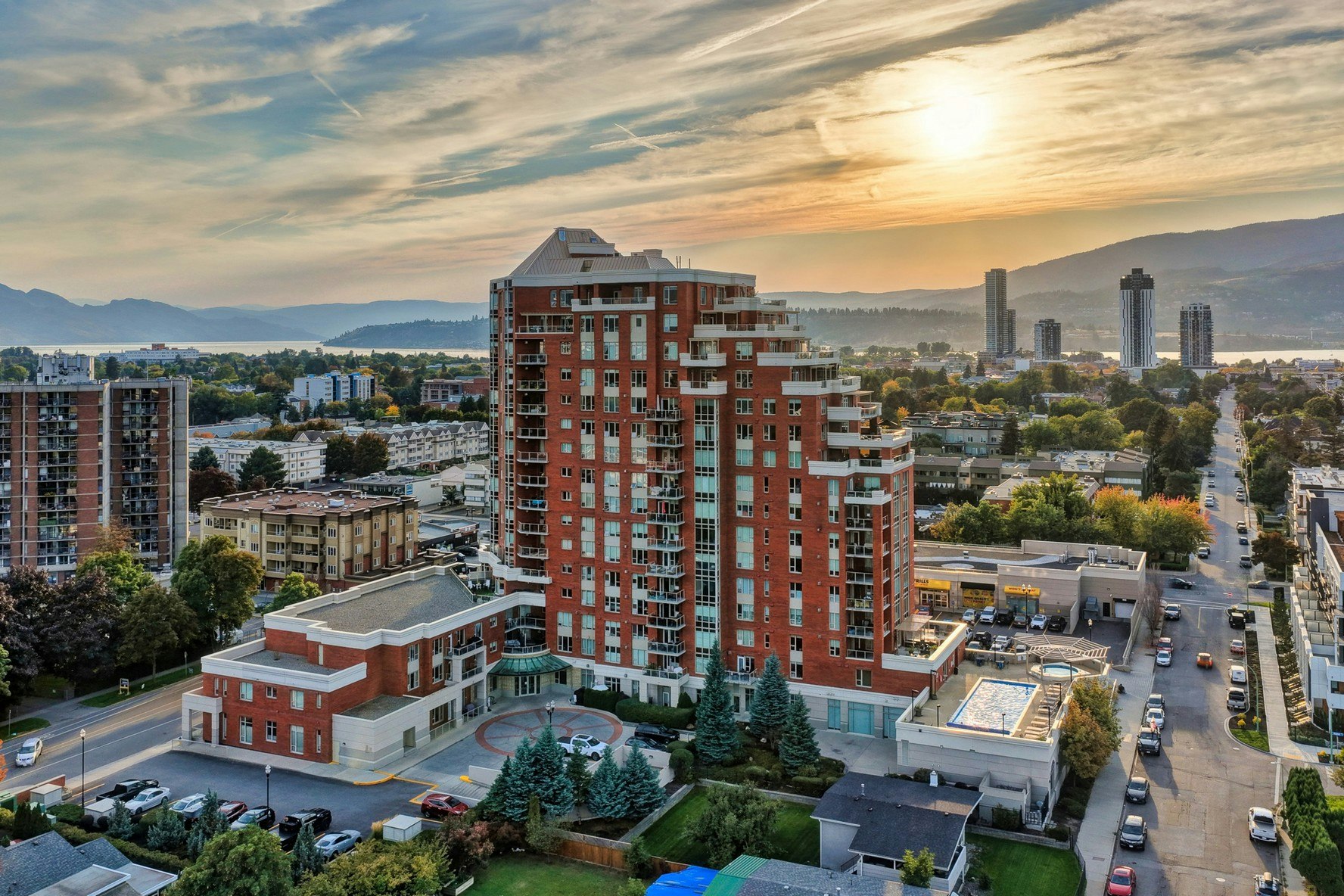1101-1160 Bernard Avenue, Kelowna, BC, V1Y 6R2 - 41