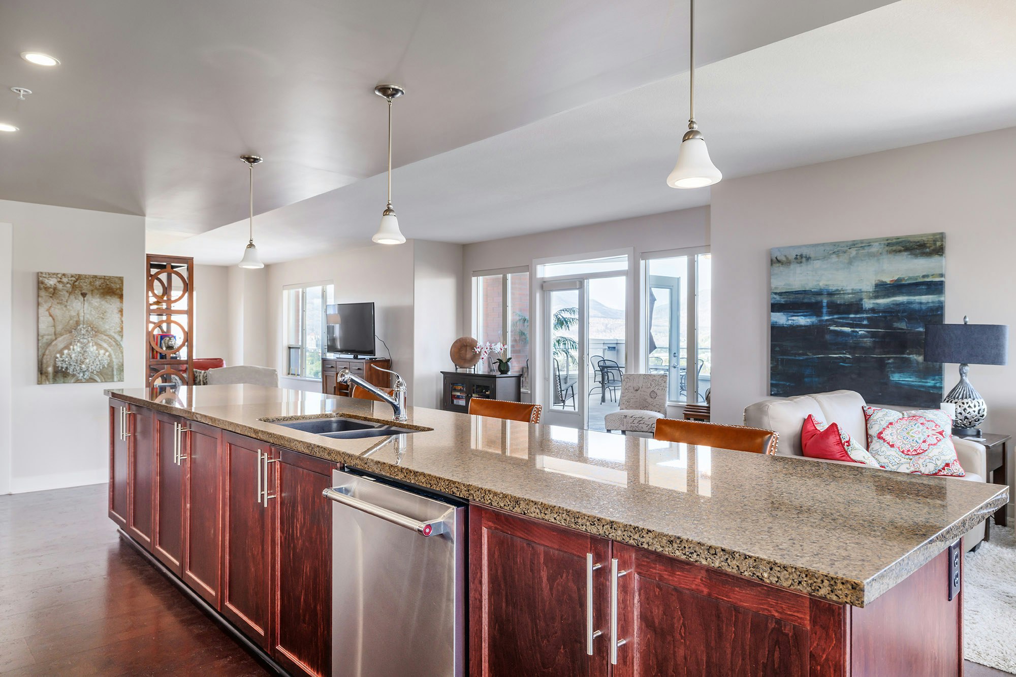 1101-1160 Bernard Avenue, Kelowna, BC, V1Y 6R2 - 21