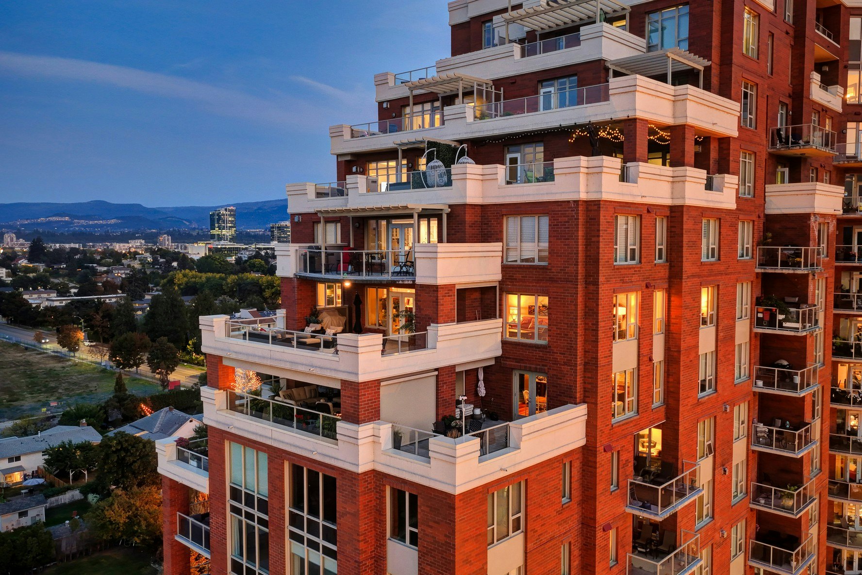 1101-1160 Bernard Avenue, Kelowna, BC, V1Y 6R2 - 44