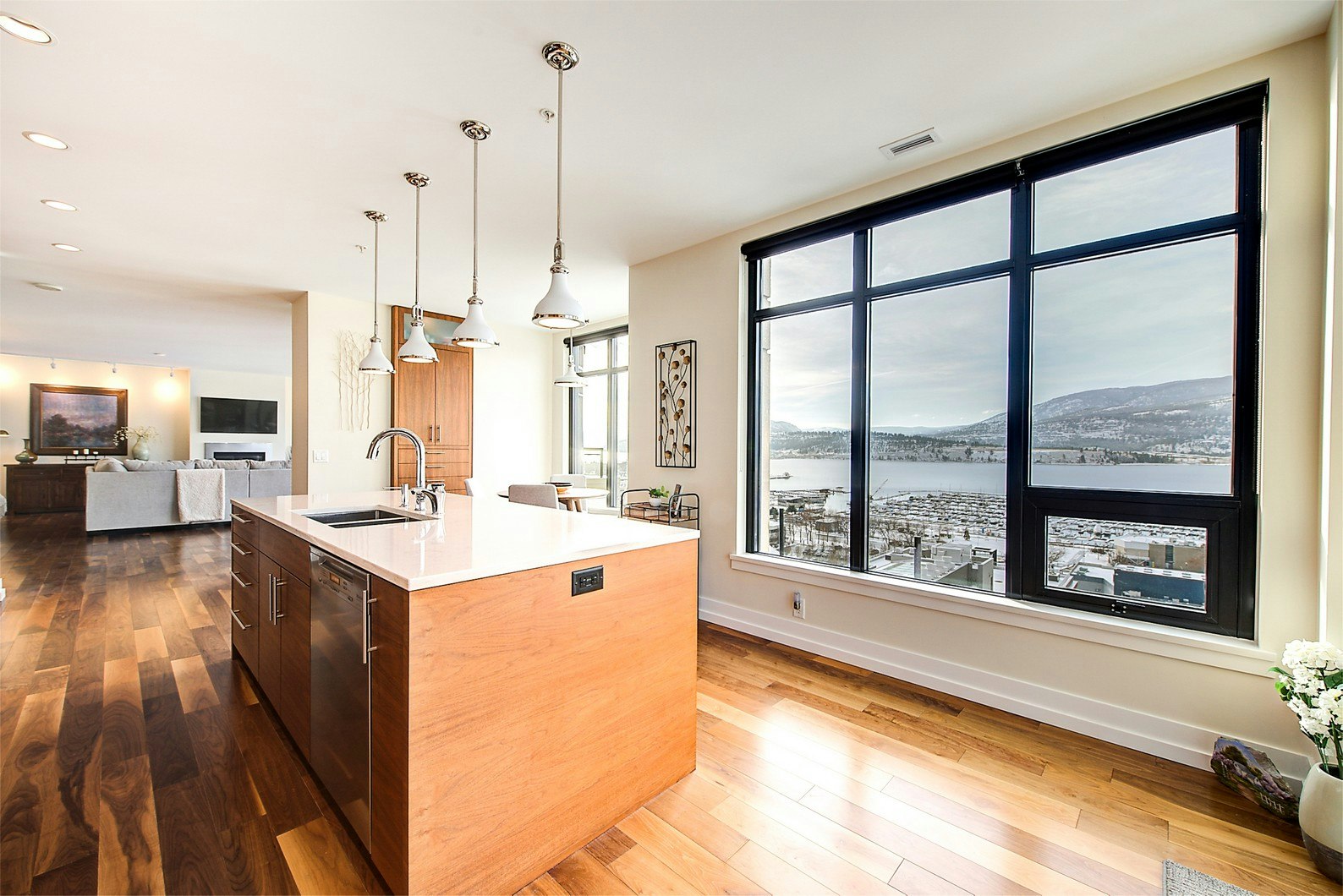 1401-1395 Ellis Street, Kelowna, BC, V1Y 1Z9 - 24