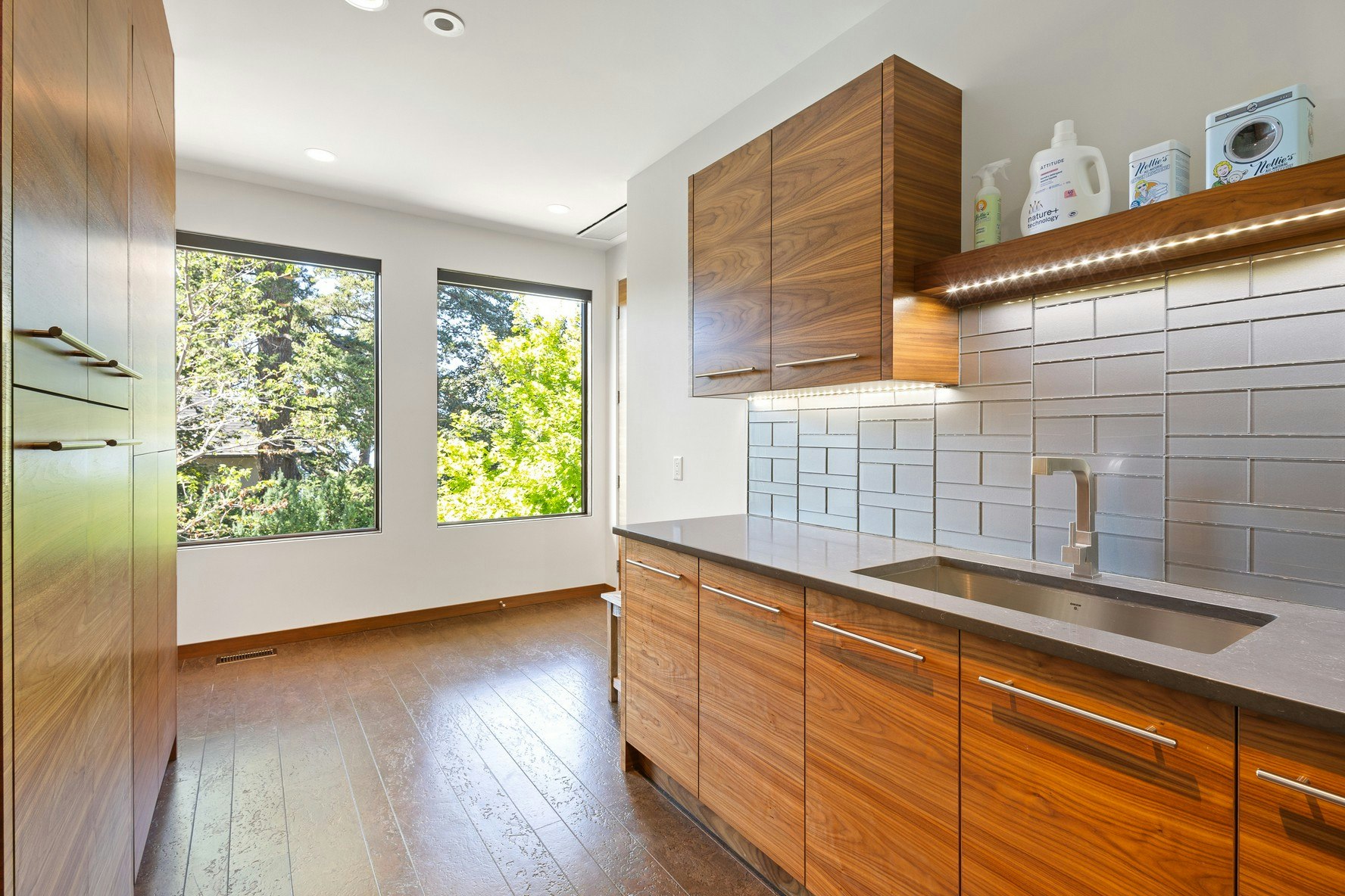 4896 Lakeshore Road, Kelowna, BC, V1W 4H7 - 61