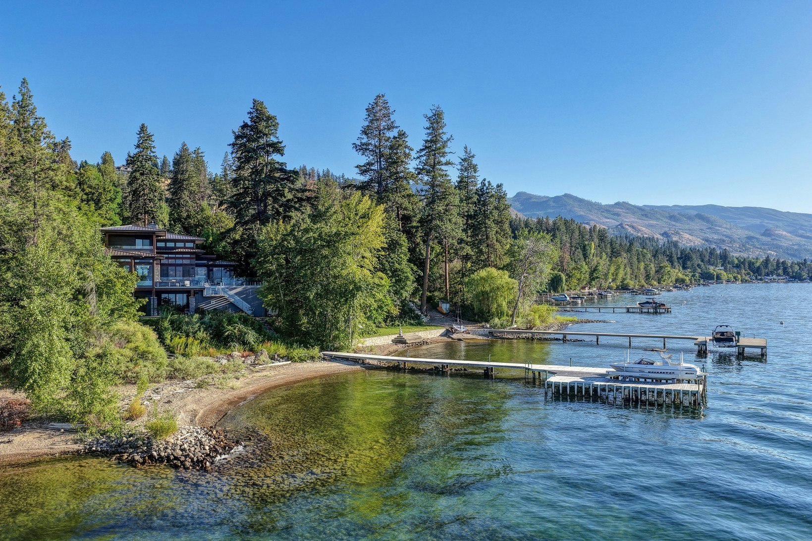 4896 Lakeshore Road, Kelowna, BC, V1W 4H7 - 4