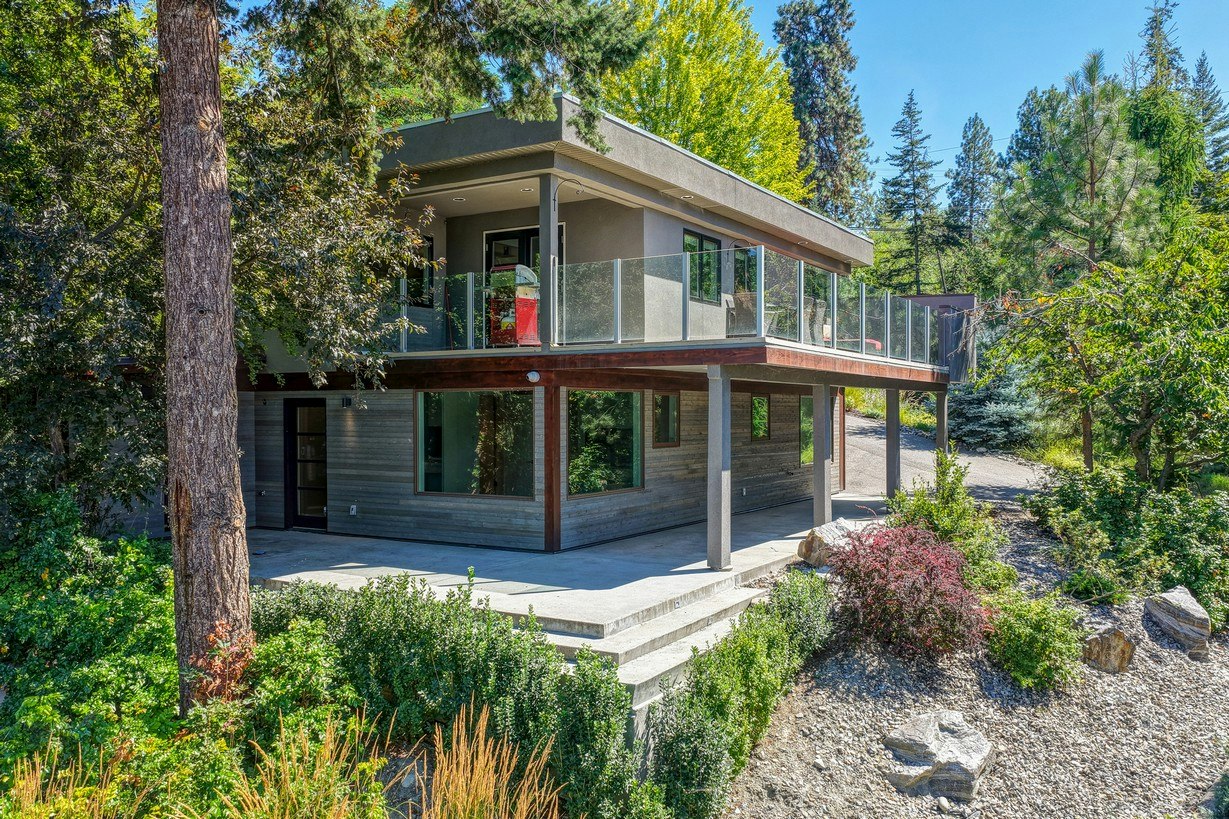 4896 Lakeshore Road, Kelowna, BC, V1W 4H7 - 10