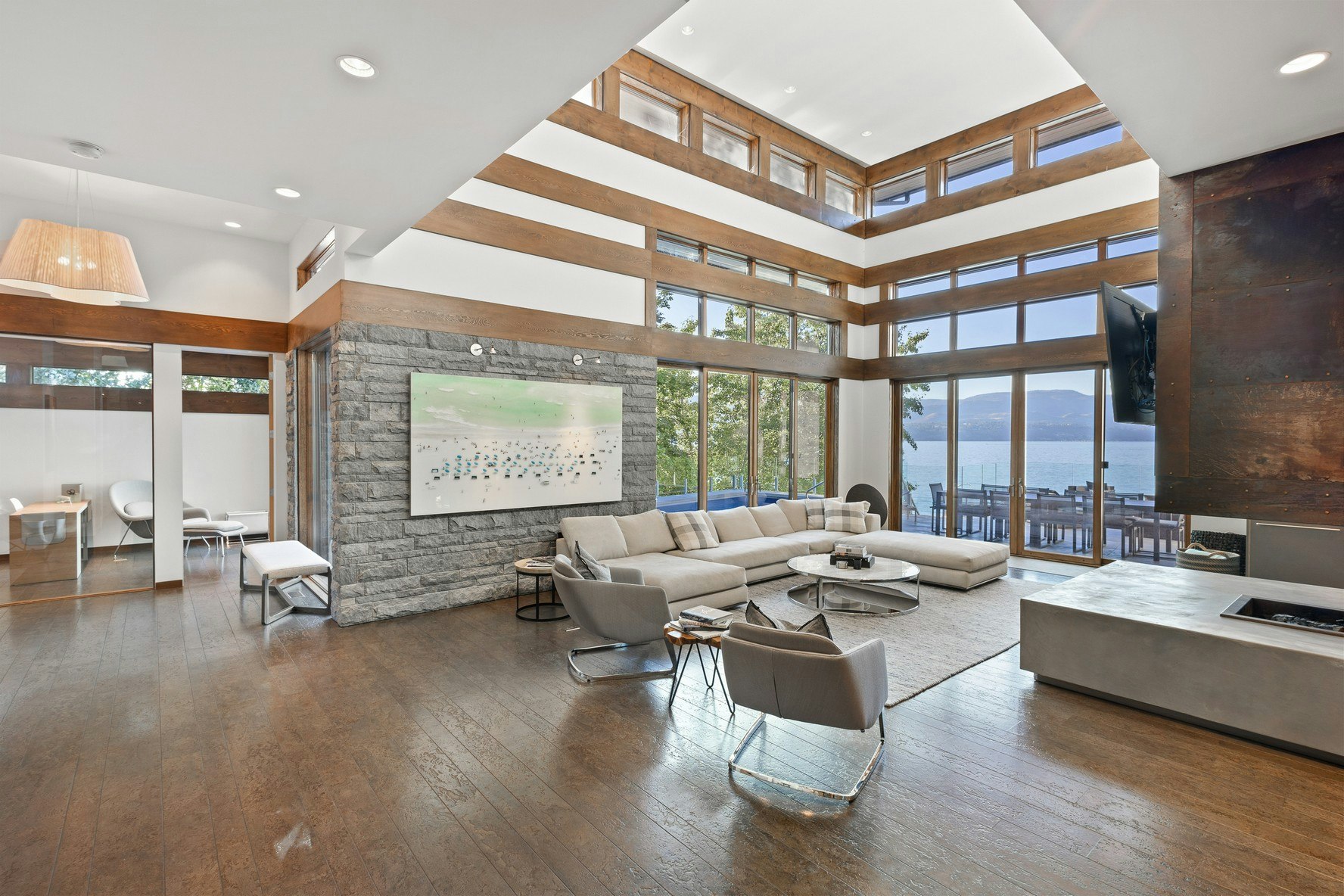 4896 Lakeshore Road, Kelowna, BC, V1W 4H7 - 22