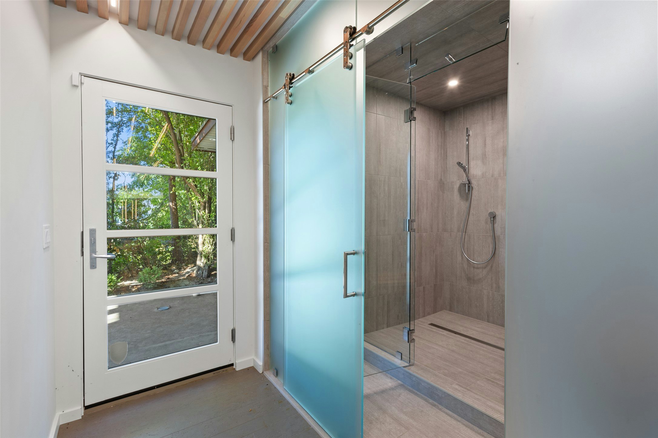4896 Lakeshore Road, Kelowna, BC, V1W 4H7 - 85