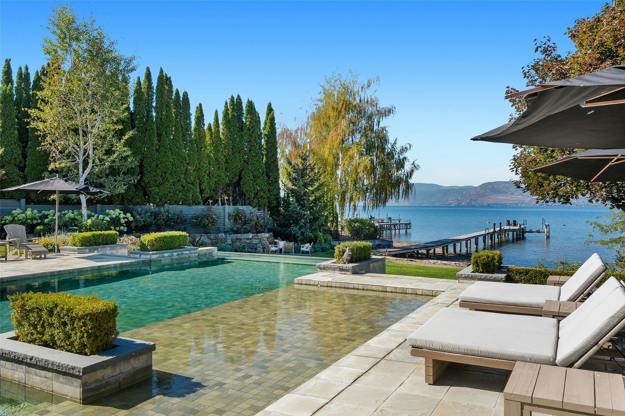 405 Hobson Crescent - 2