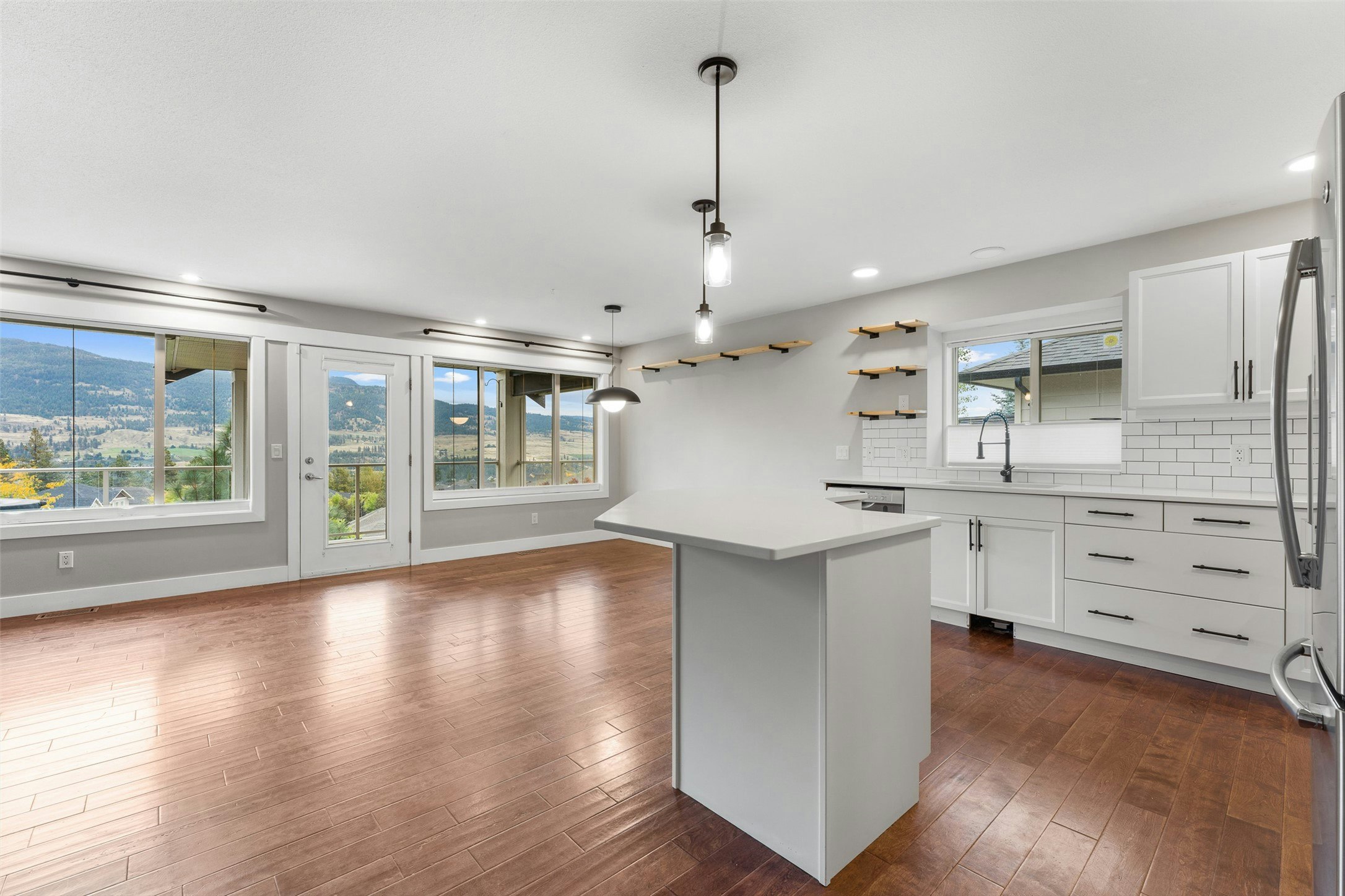 13296 Lake Hill Drive, Lake Country, BC, V4V 2P8 - 7