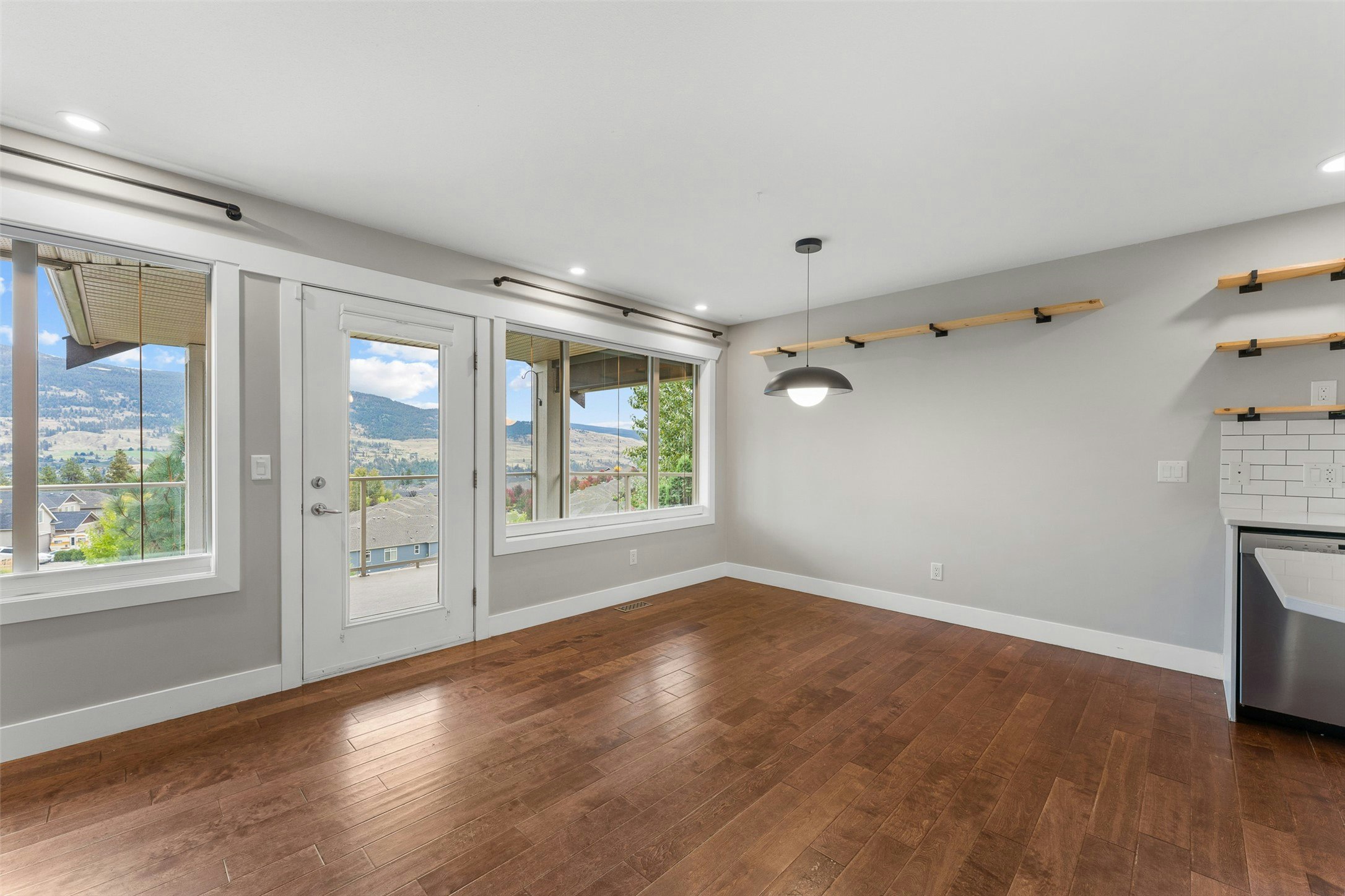 13296 Lake Hill Drive, Lake Country, BC, V4V 2P8 - 15