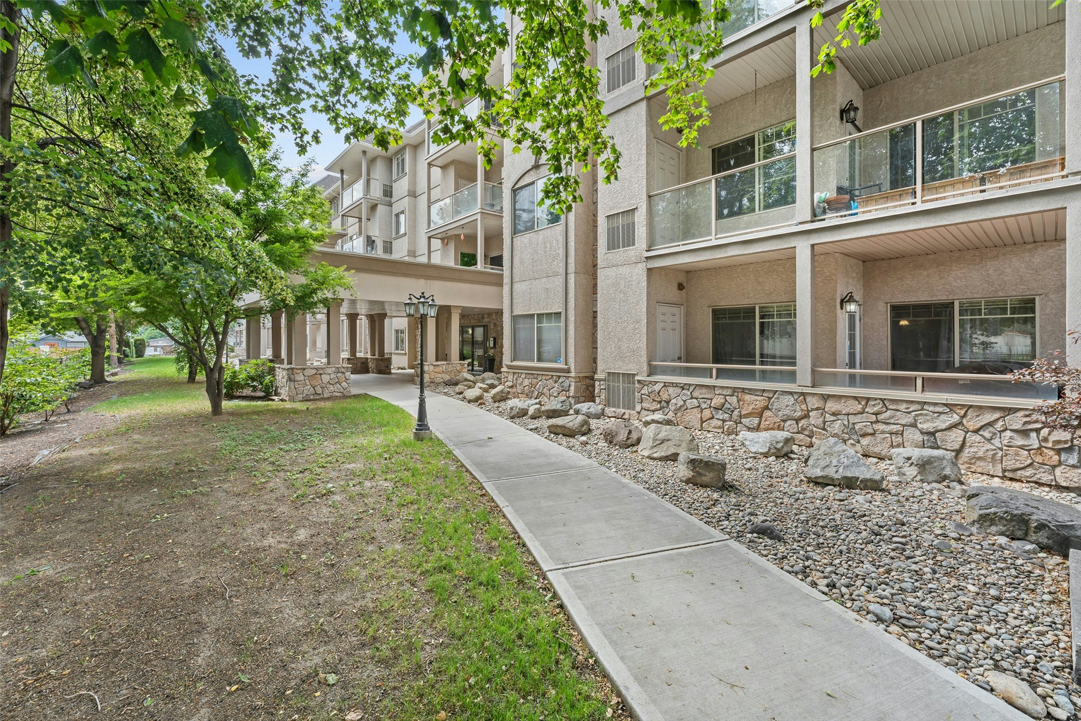 206-1007 Harvey Avenue, Kelowna, BC, V1Y 6E4 - 28