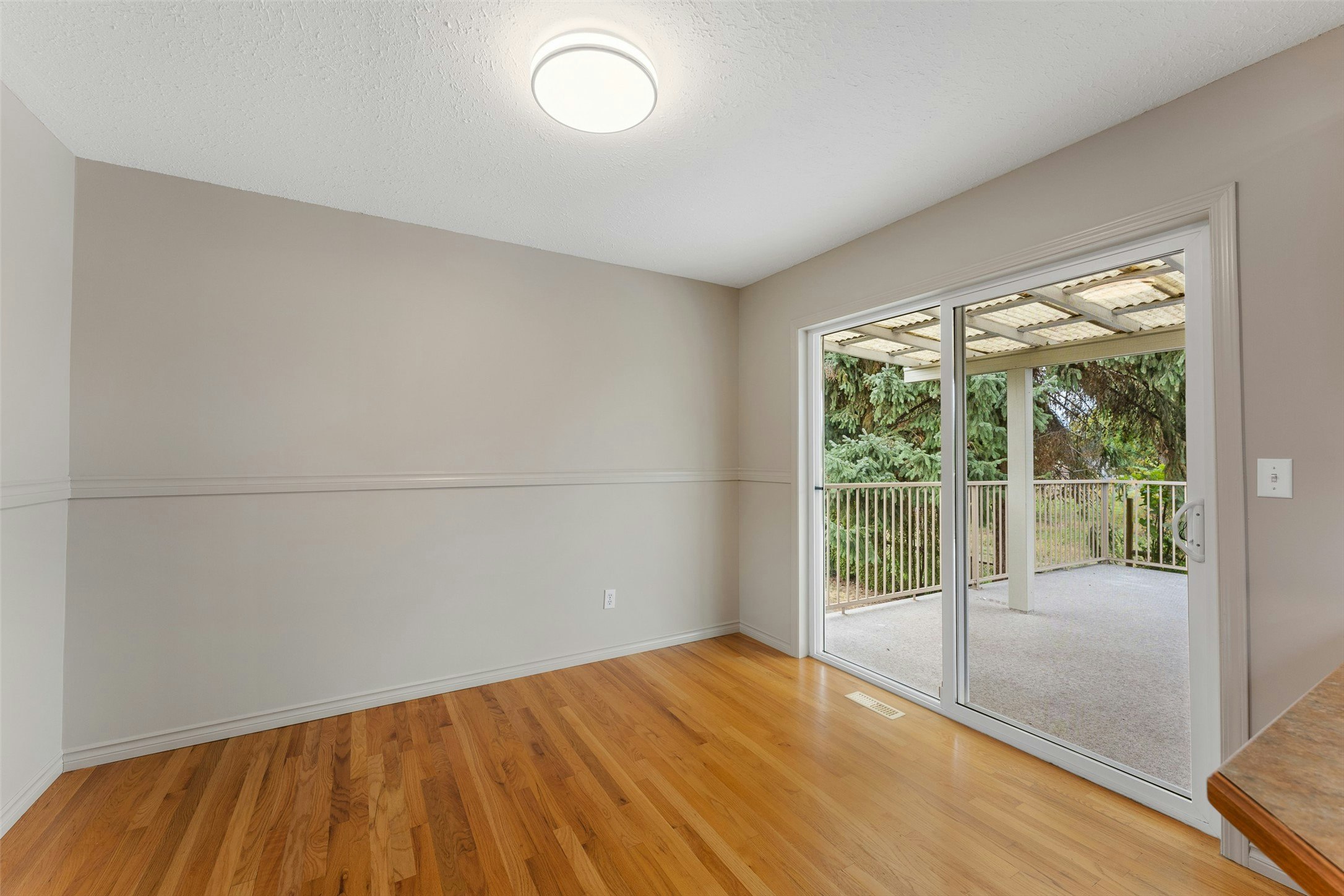 714 Turner Road, Kelowna, BC, V1W 2K8 - 17