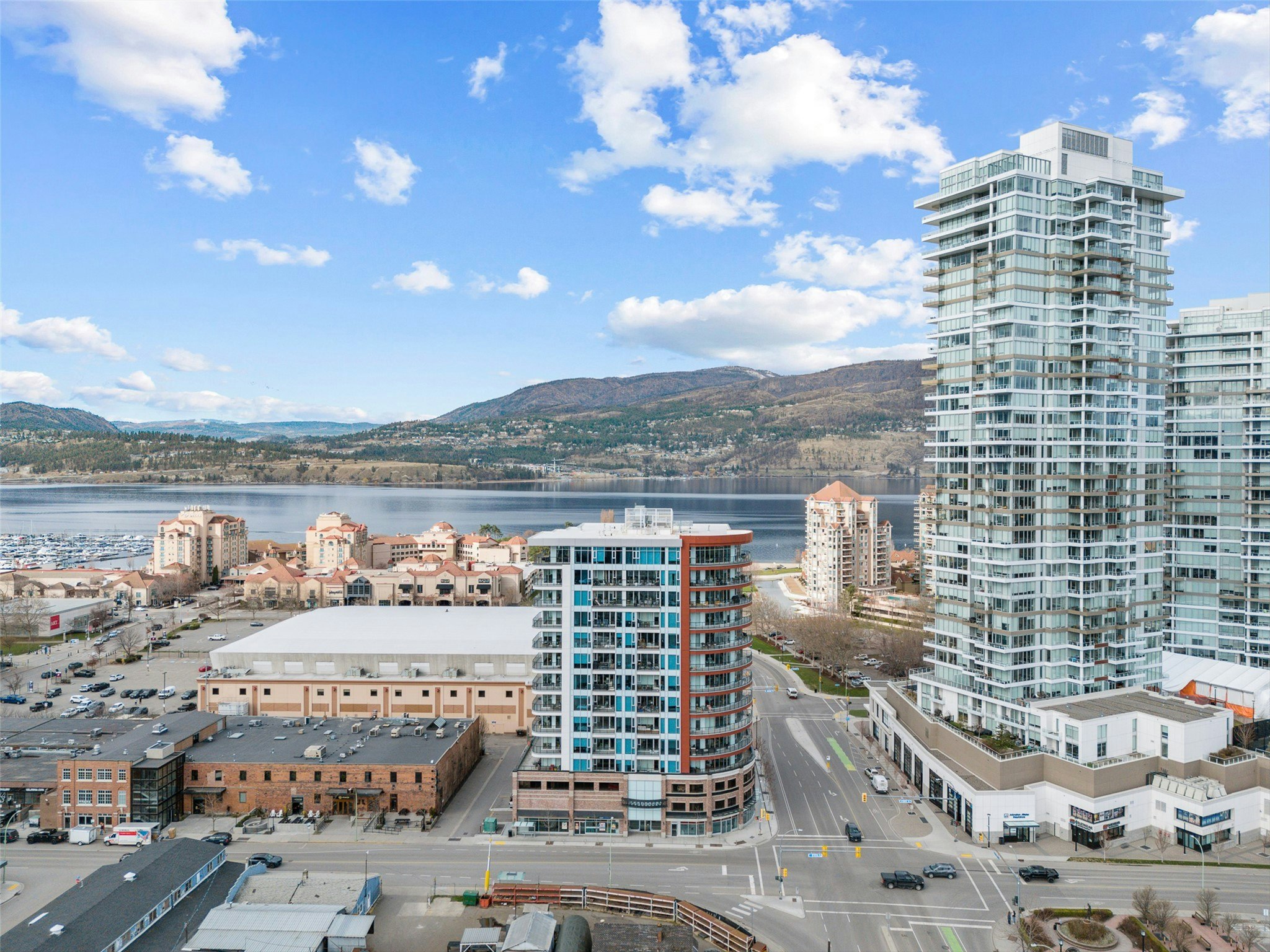 902-1232 Ellis Street, Kelowna, BC, V1Y 1Z4
