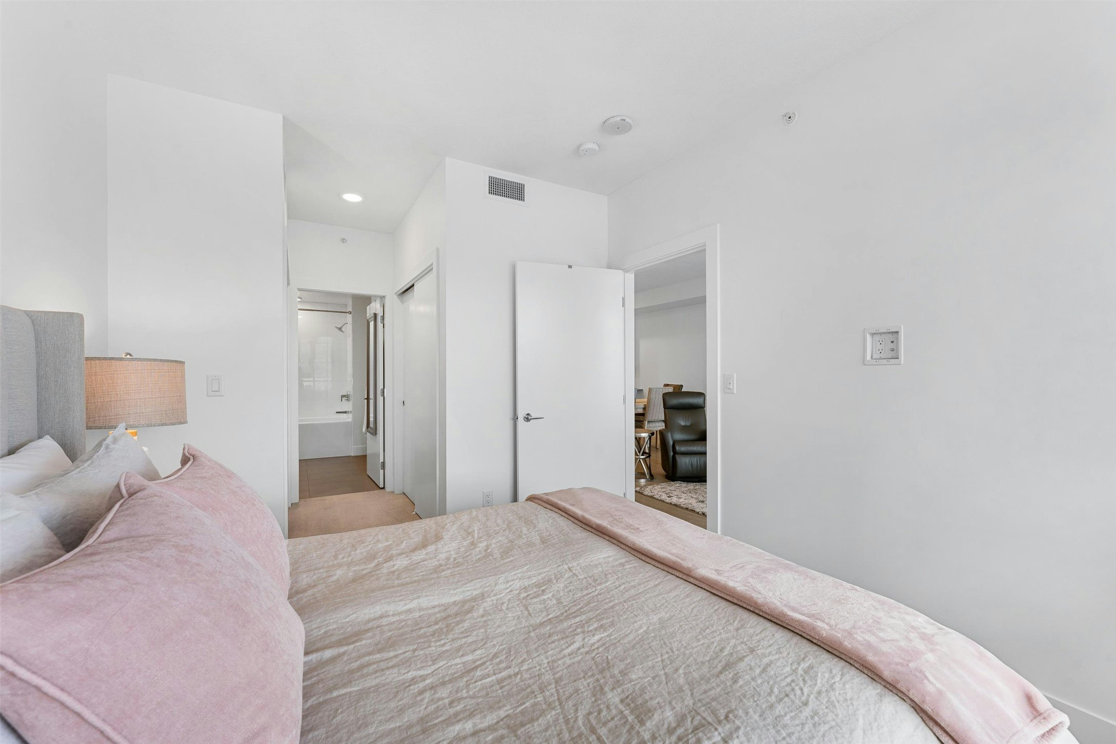 902-1232 Ellis Street, Kelowna, BC, V1Y 1Z4 - 21