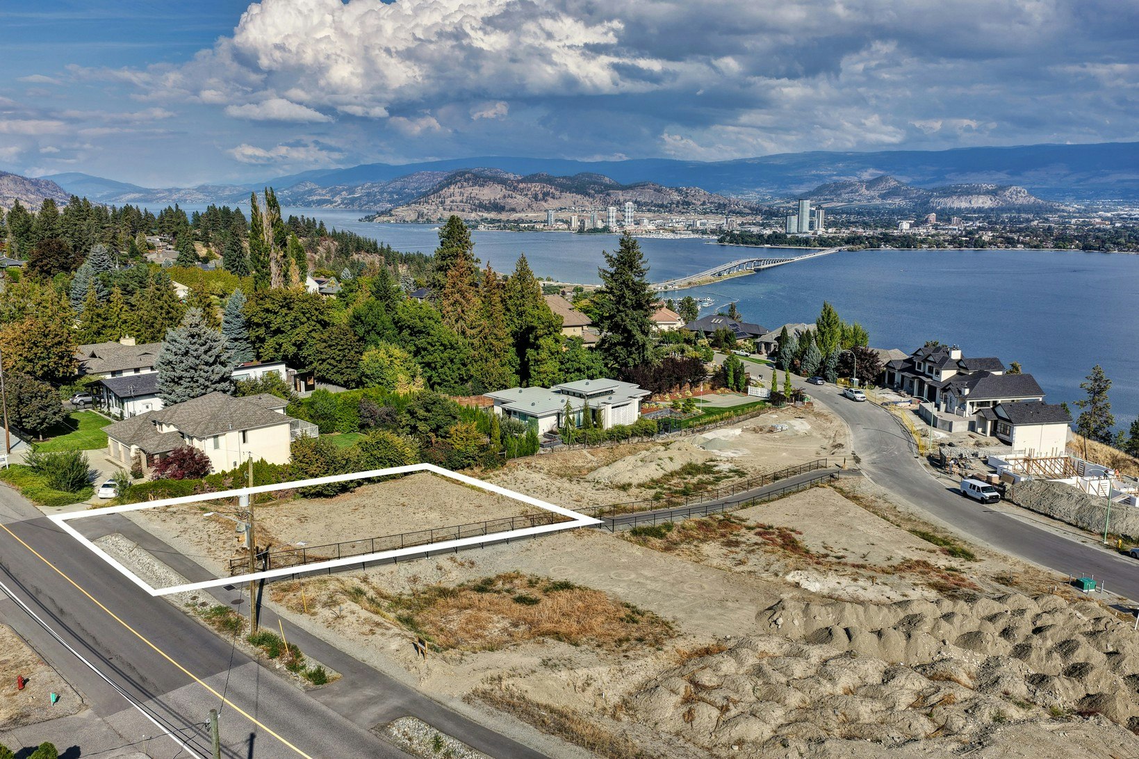 2347 Thacker Drive, West Kelowna, BC, V1Z 1V6