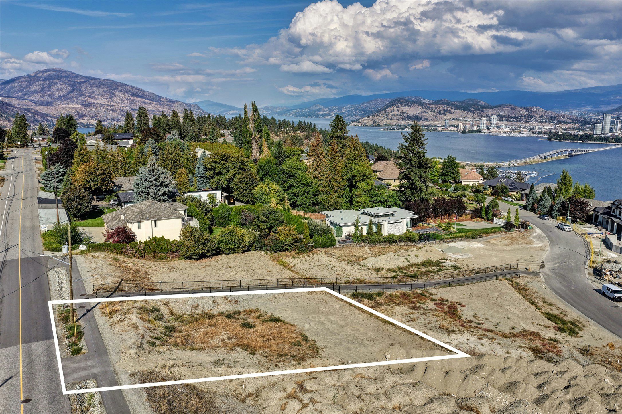 2353 Thacker Drive, West Kelowna, BC, V1Z 1V6