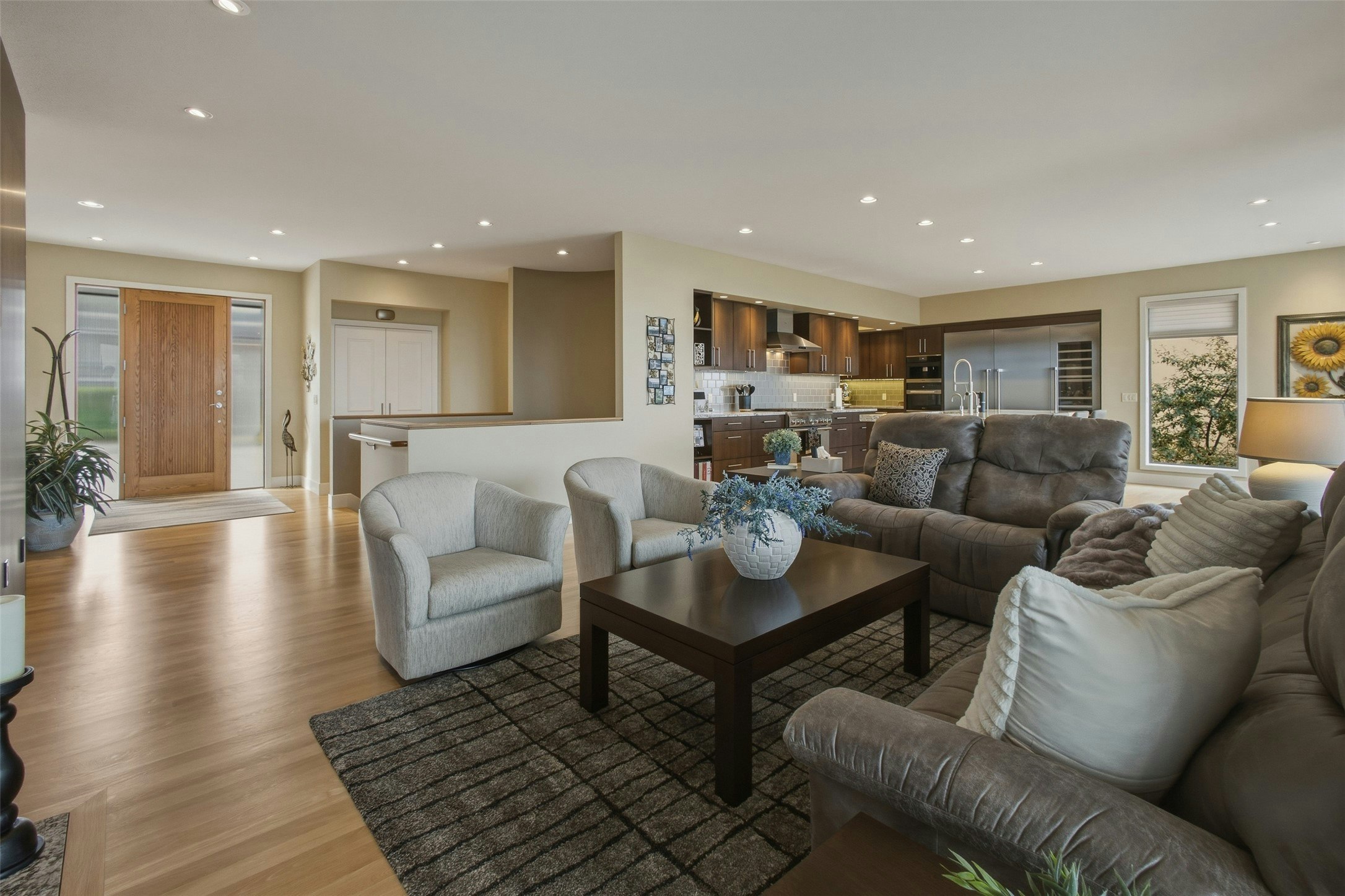 4804 Carmel Crescent, Kelowna, BC, V1W 5B9 - 9