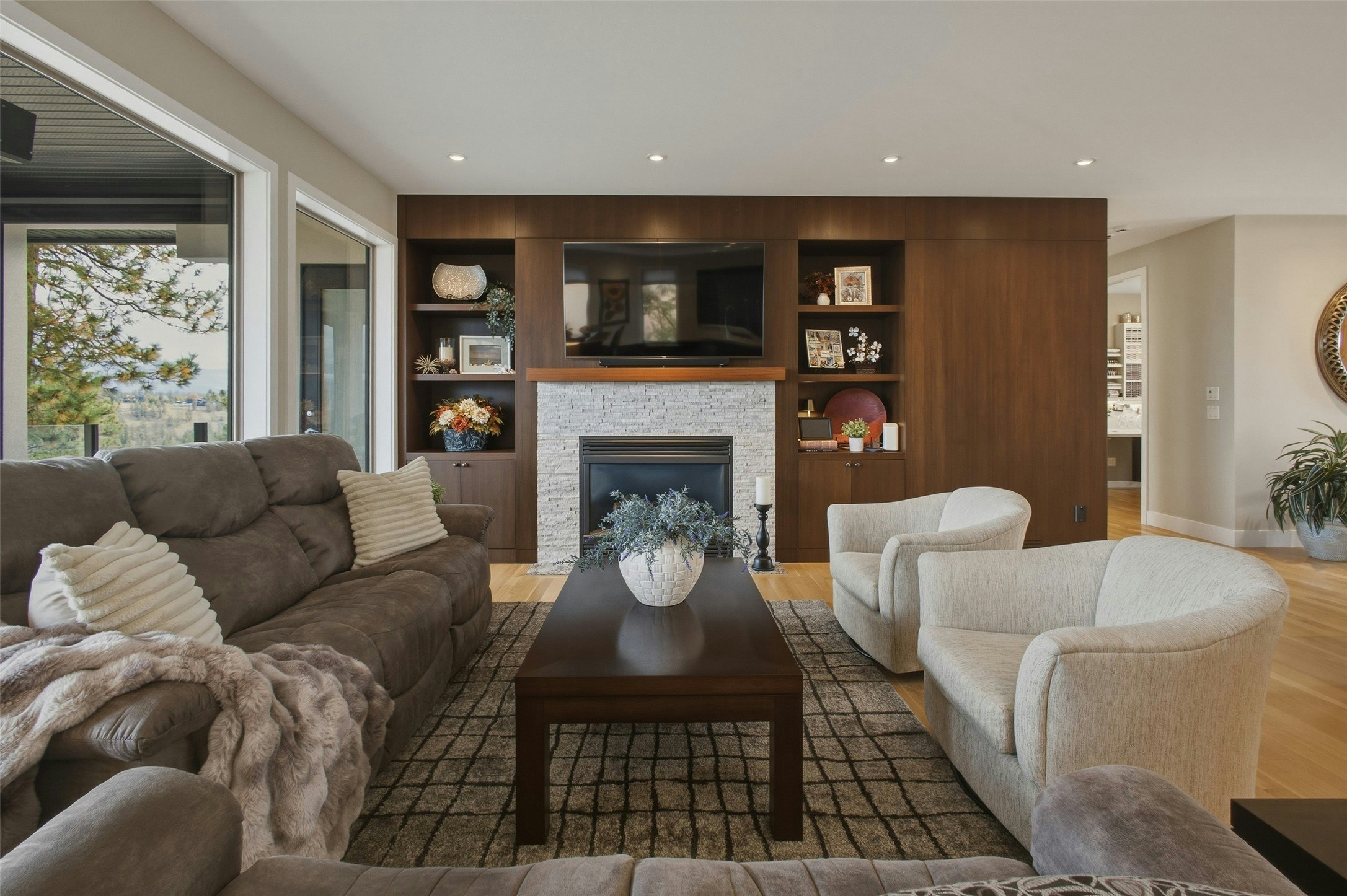 4804 Carmel Crescent, Kelowna, BC, V1W 5B9 - 10