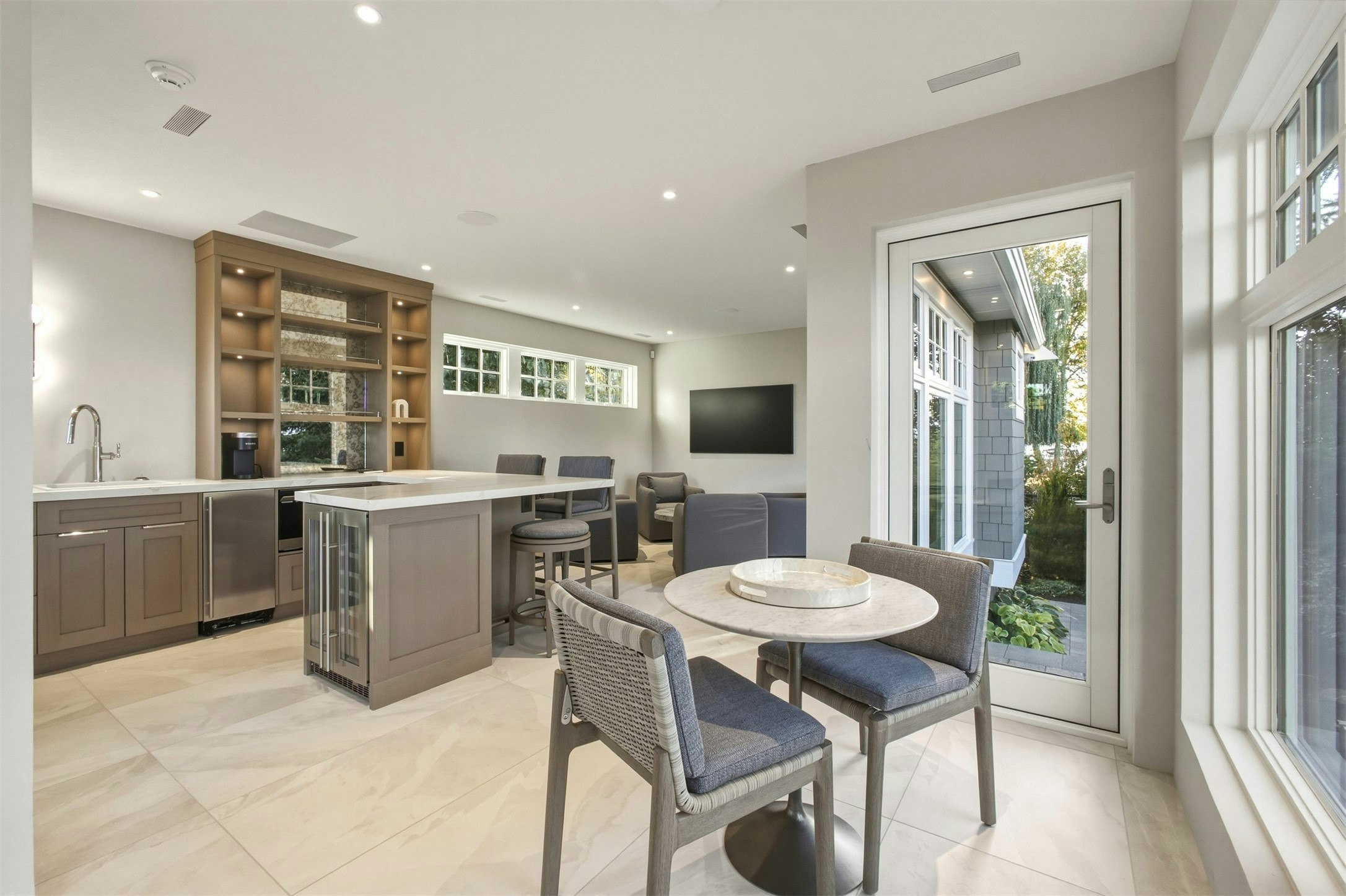 4200 Short Road, Kelowna, BC, V1W 1X8 - 58