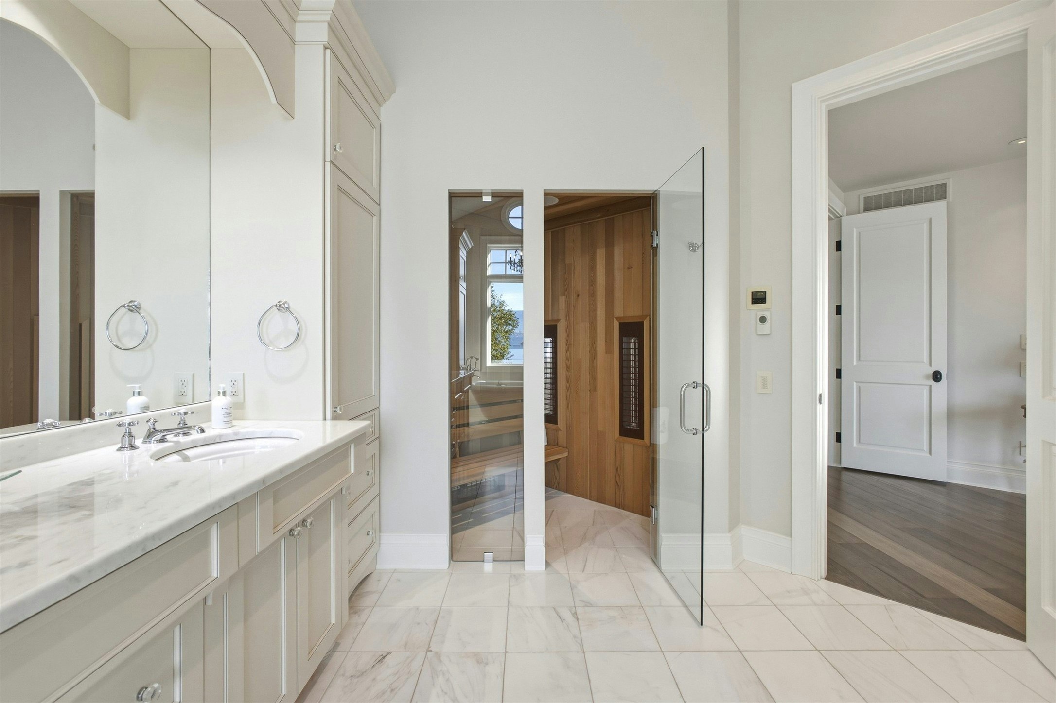 4200 Short Road, Kelowna, BC, V1W 1X8 - 39
