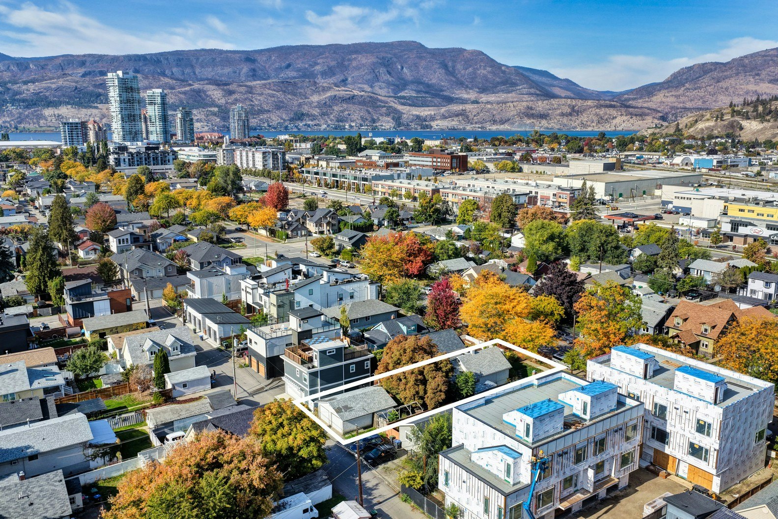 959 Coronation Avenue, Kelowna, BC, V1Y 7A6