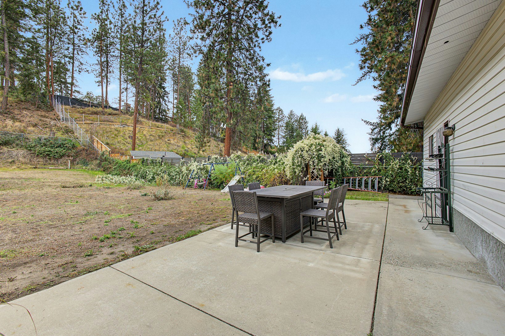 741 Barnaby Road, Kelowna, BC, V1W 4N9 - 39