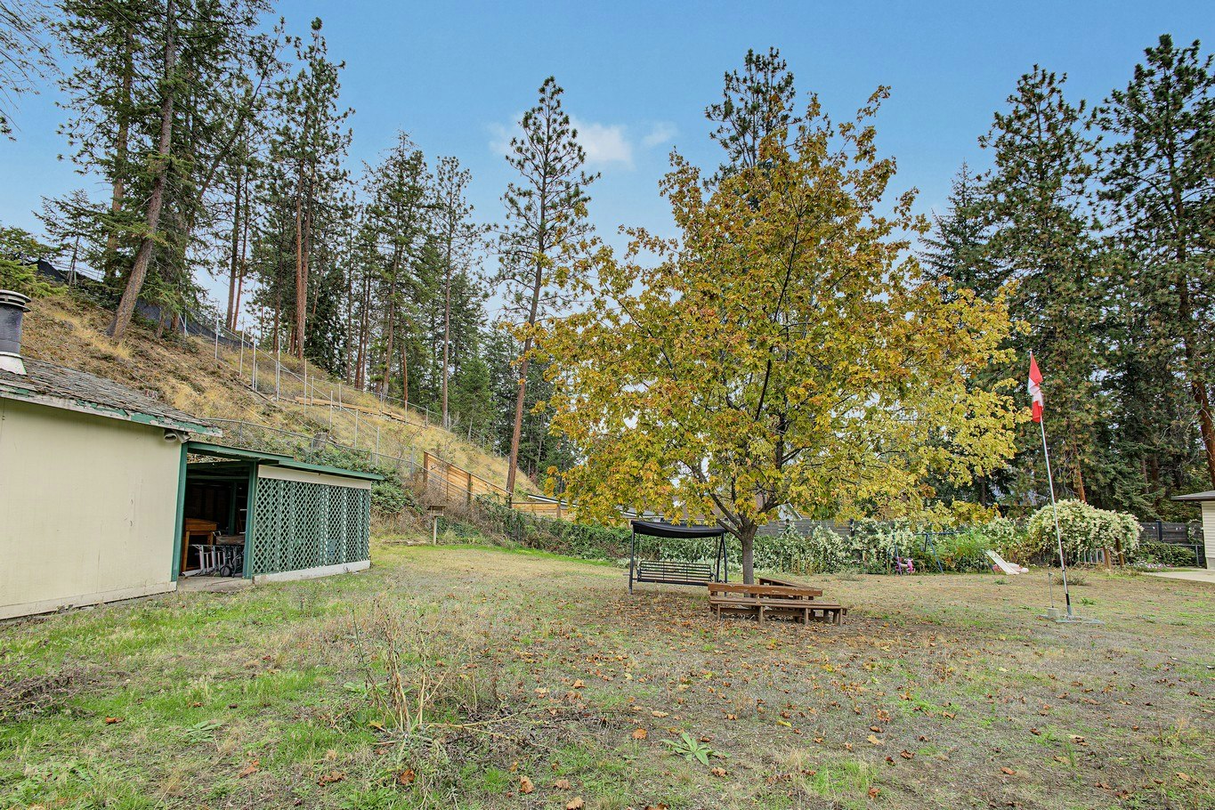 741 Barnaby Road, Kelowna, BC, V1W 4N9 - 43