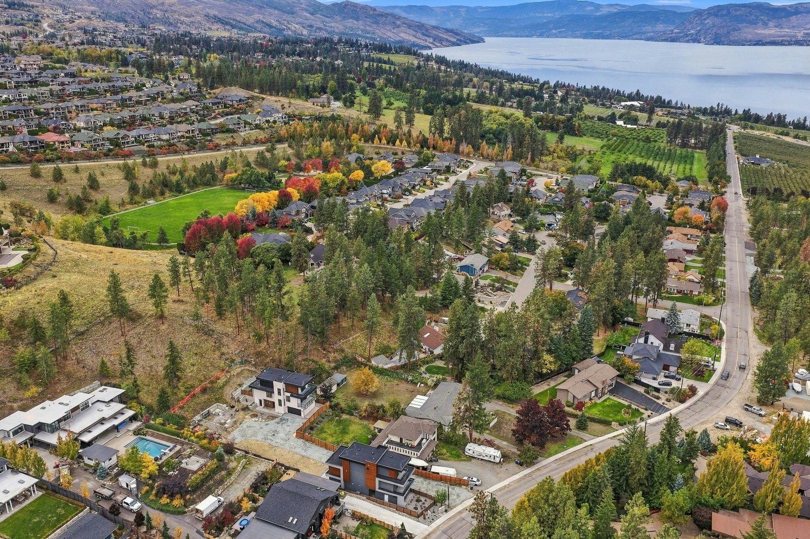 741 Barnaby Road, Kelowna, BC, V1W 4N9 - 47