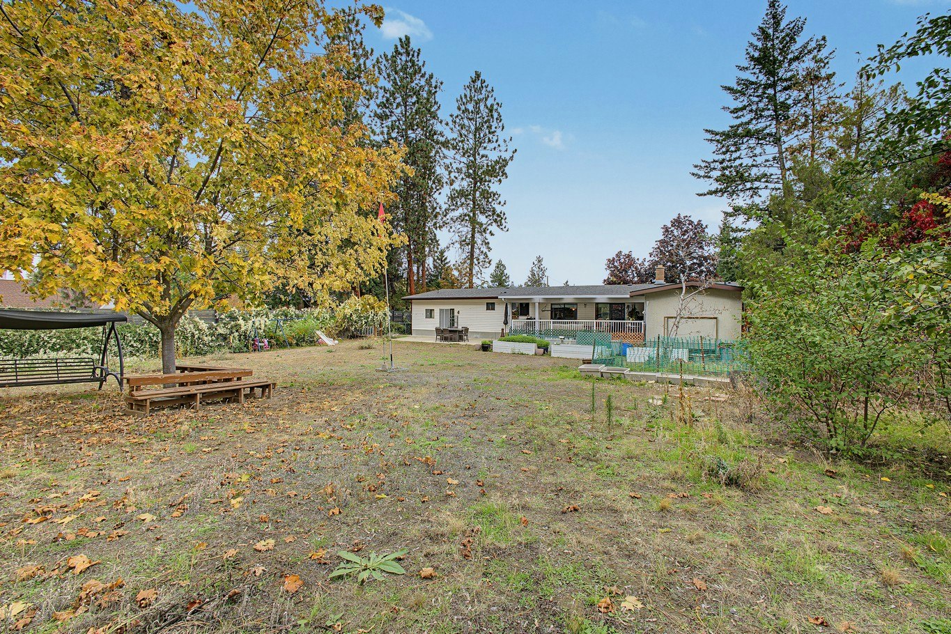 741 Barnaby Road, Kelowna, BC, V1W 4N9 - 6