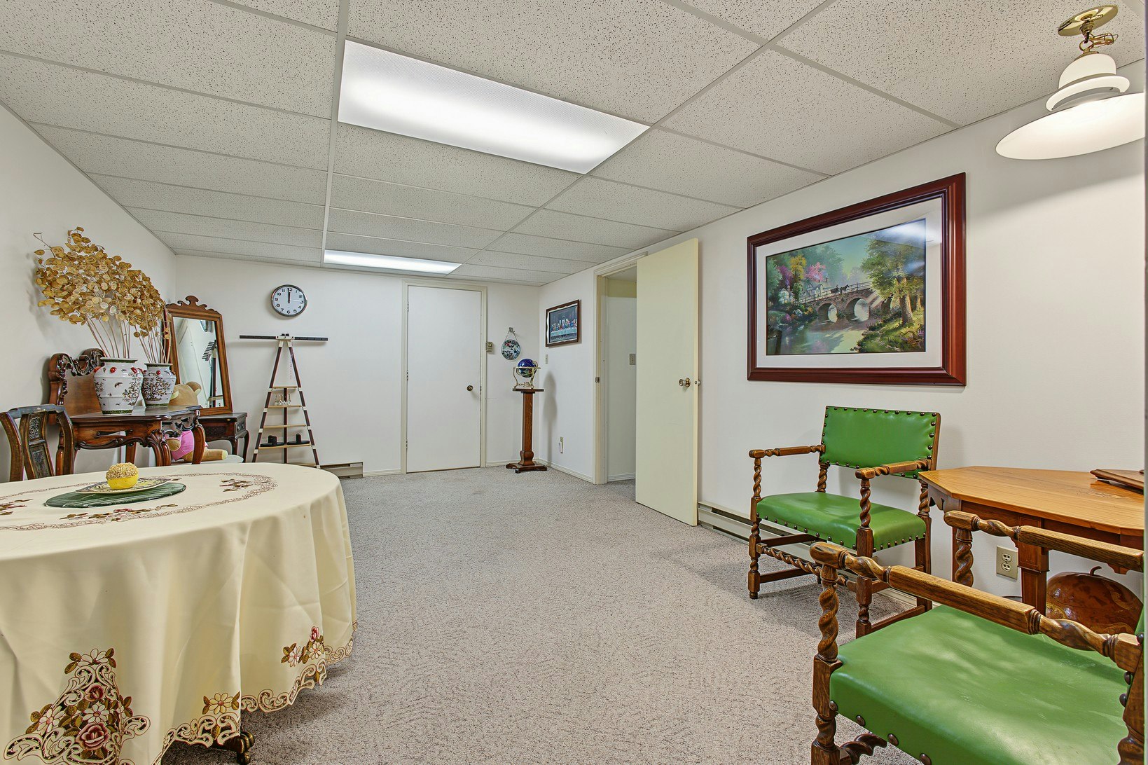 741 Barnaby Road, Kelowna, BC, V1W 4N9 - 36