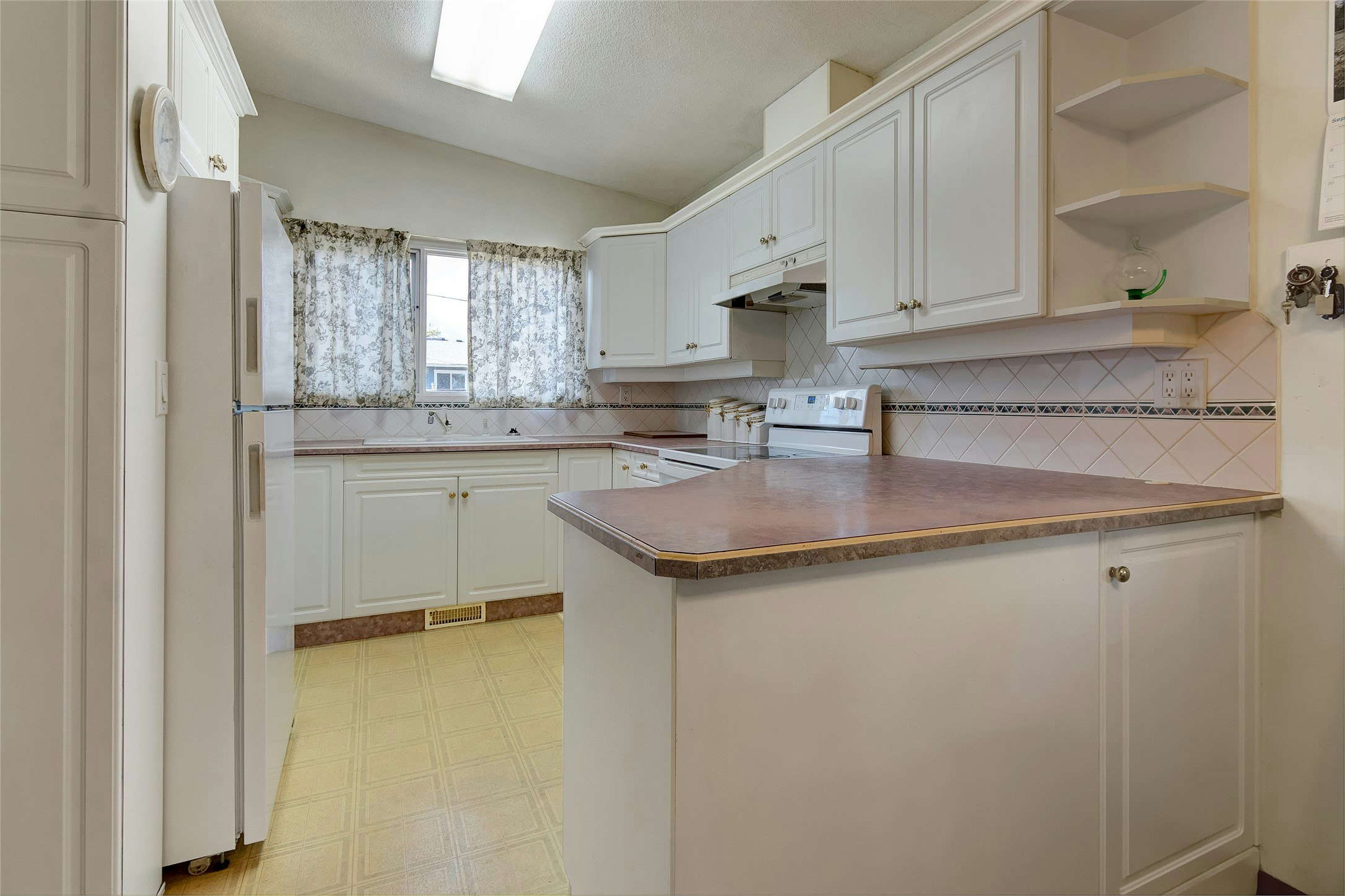 1440 Braemar Street - 5