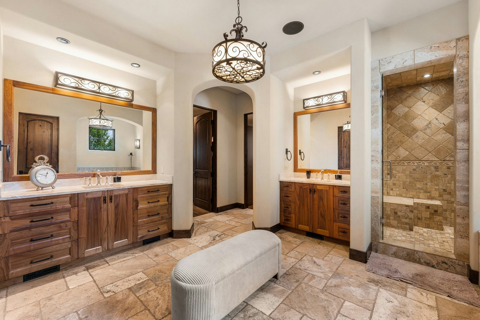 4303 Takla Road, Kelowna, BC, V1W 3C4 - 39