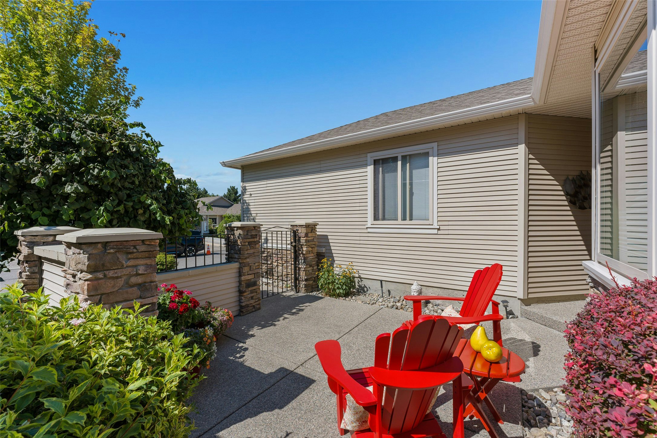 101-2365 Stillingfleet Road - 4