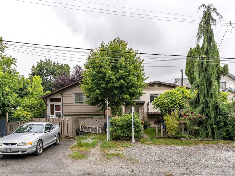 2349 Hawthorne Avenue, Port Coquitlam, BC, V3C 1X1