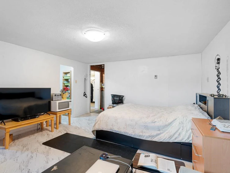 6909 Granville Street, Vancouver, BC, V6P 4X4 - 27