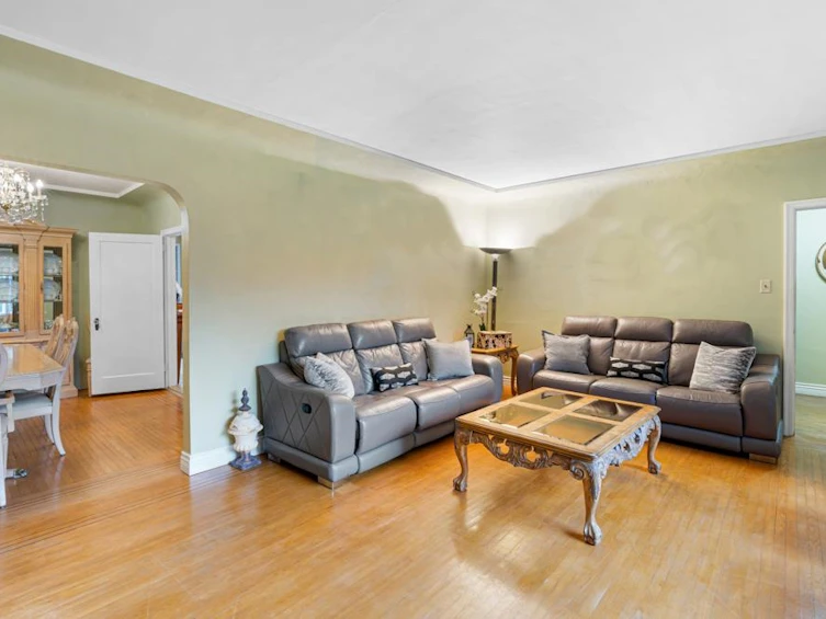 6909 Granville Street, Vancouver, BC, V6P 4X4 - 7