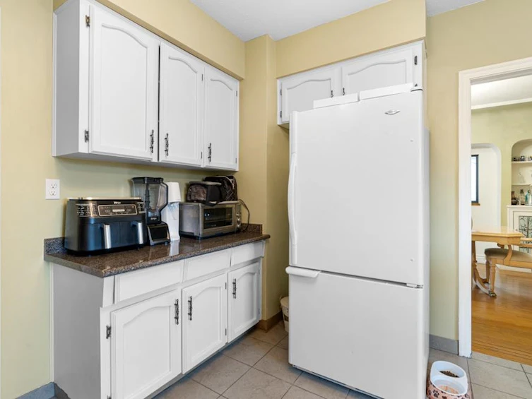 6909 Granville Street, Vancouver, BC, V6P 4X4 - 32