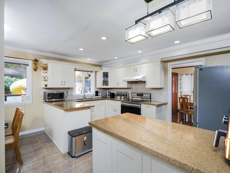 9780 Mcburney Drive, Richmond, BC, V6Y 3C6 - 33
