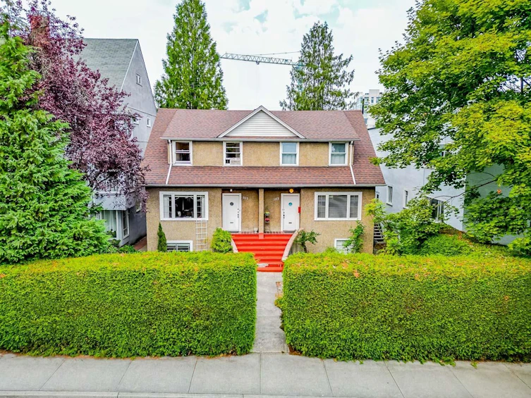 1115 W 11th Avenue, Vancouver, BC, V6H 1K4