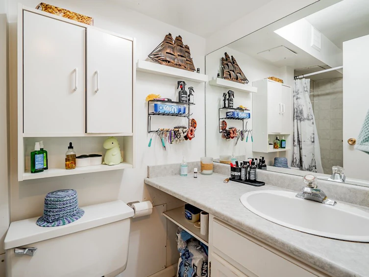 1115 W 11th Avenue, Vancouver, BC, V6H 1K4 - 23
