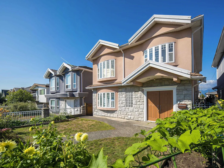 3239 E 24th Avenue, Vancouver, BC, V5R 1G1