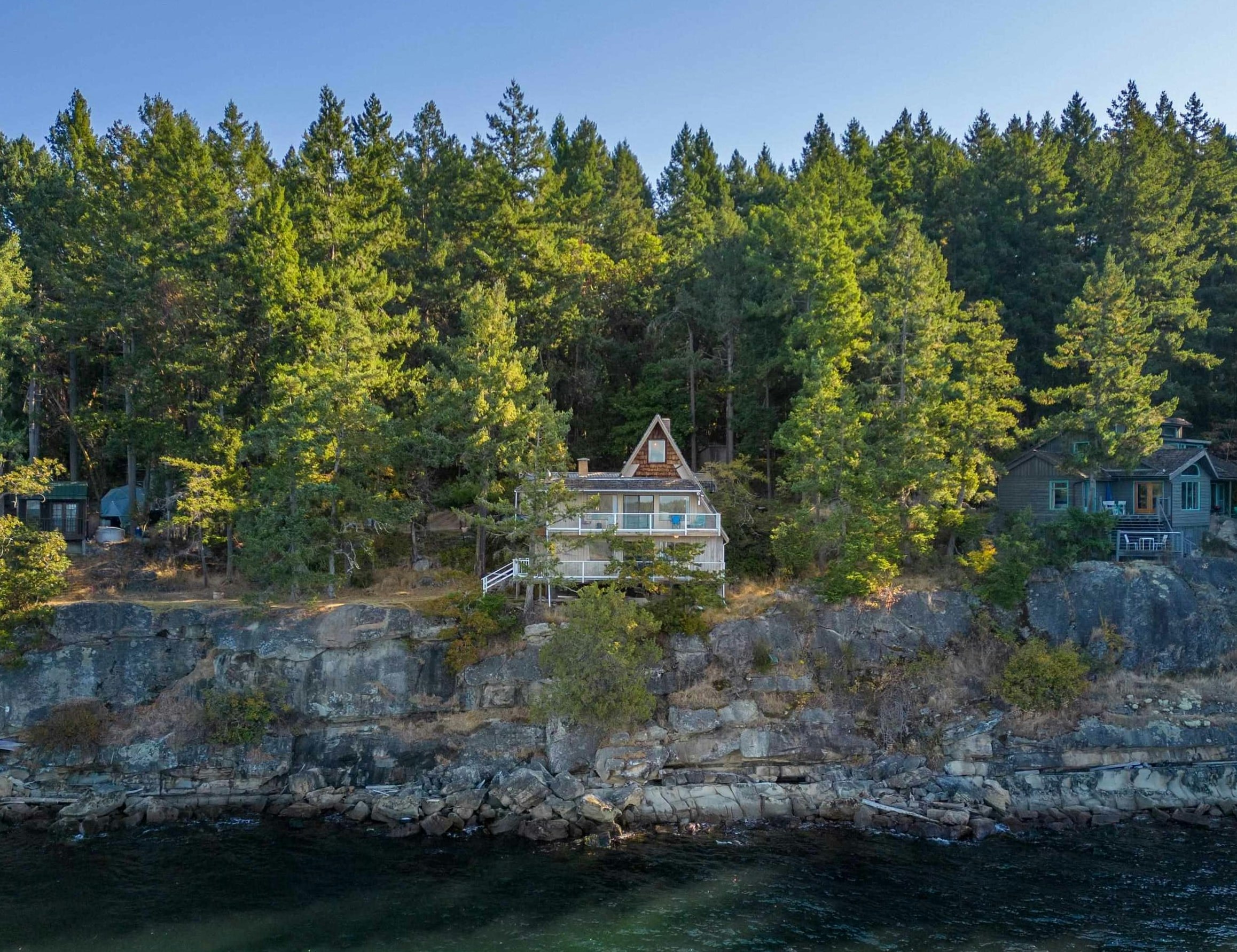 315 Deacon Lane, Galiano Island, BC, V0N 1P0