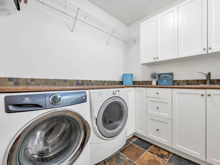 18208 92 Avenue, Surrey, BC, V4N 3Y8 - 20